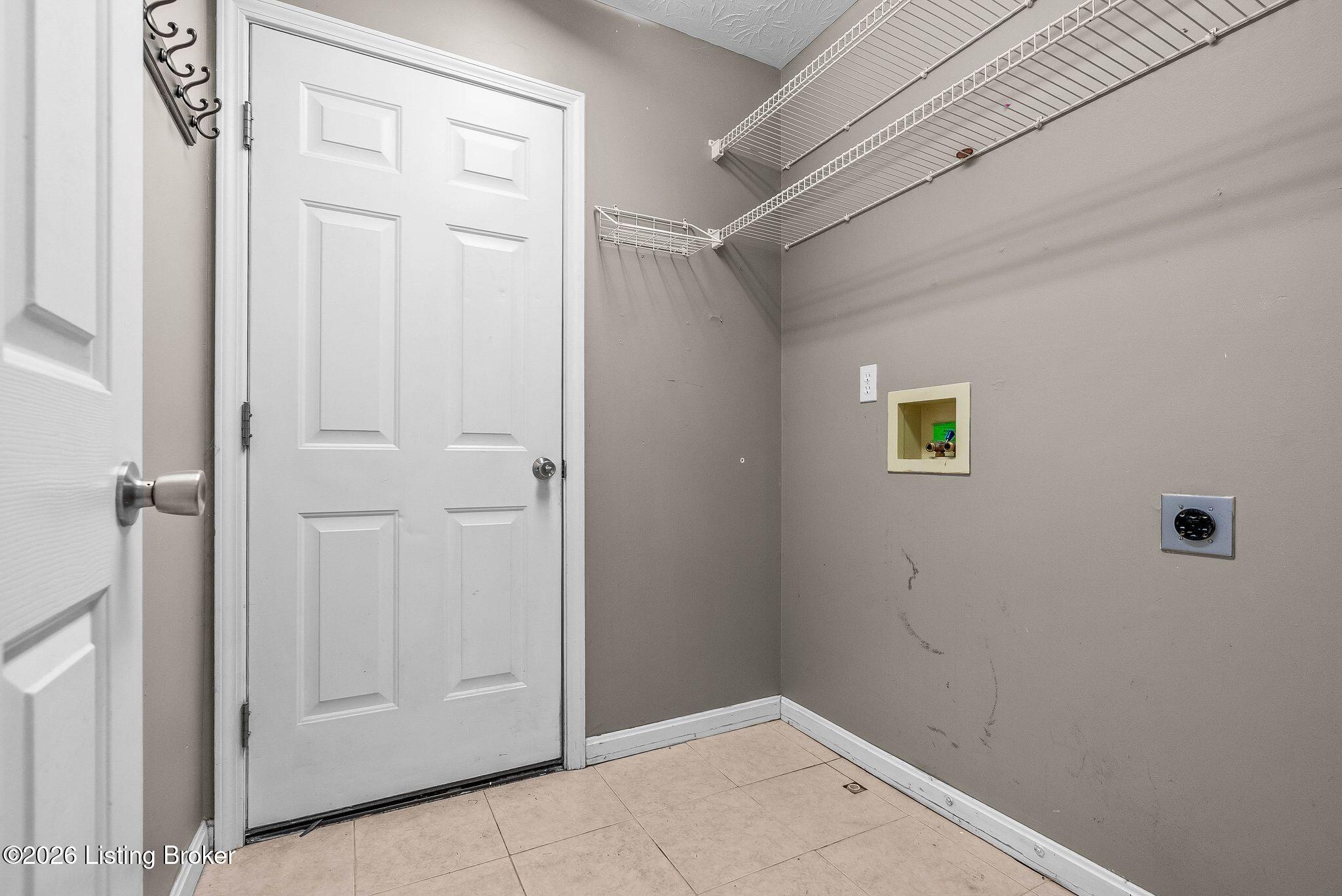 6226 Camden Cir Property Photo 31