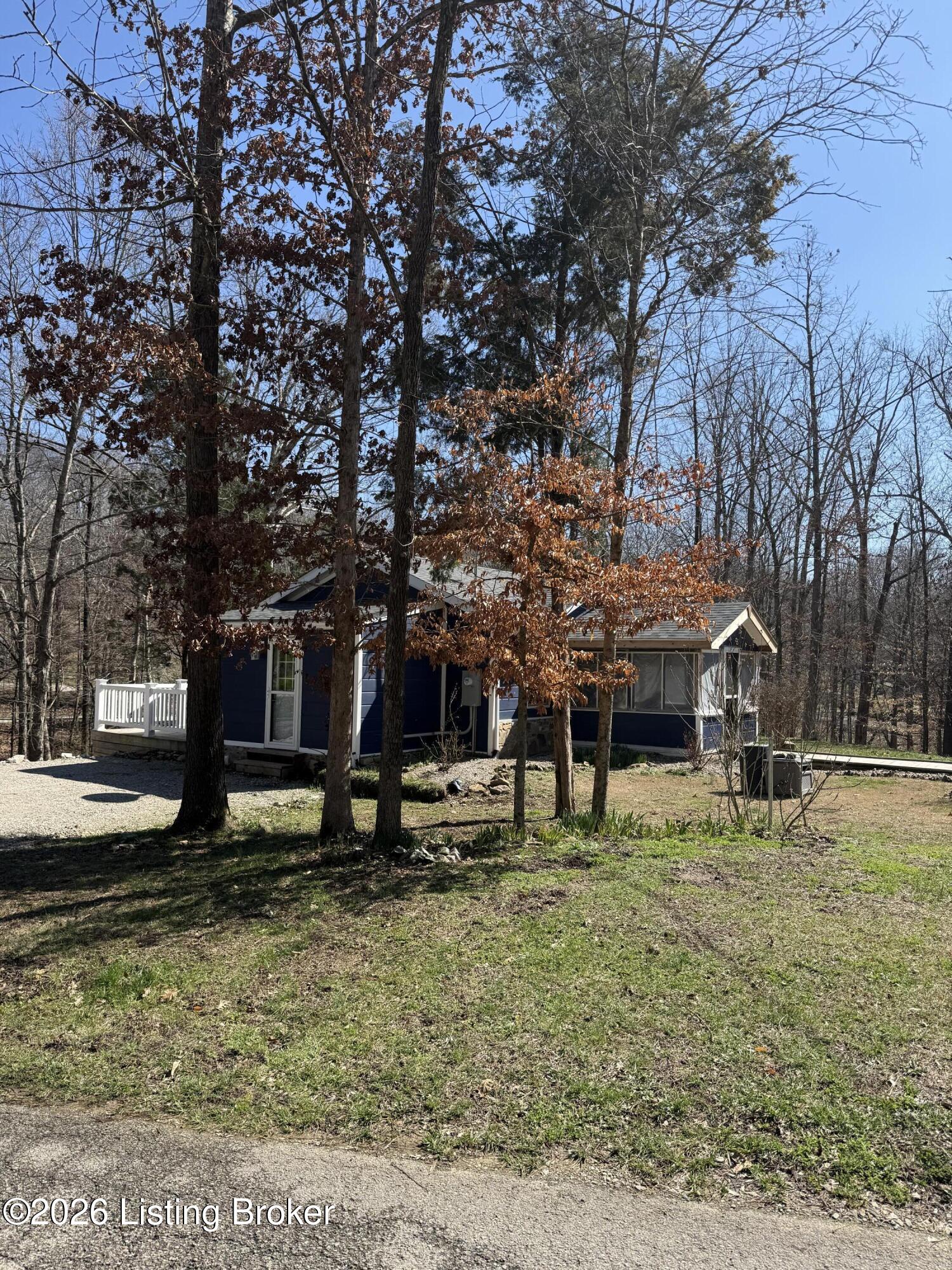 310 Drowsy Rd Property Photo 18