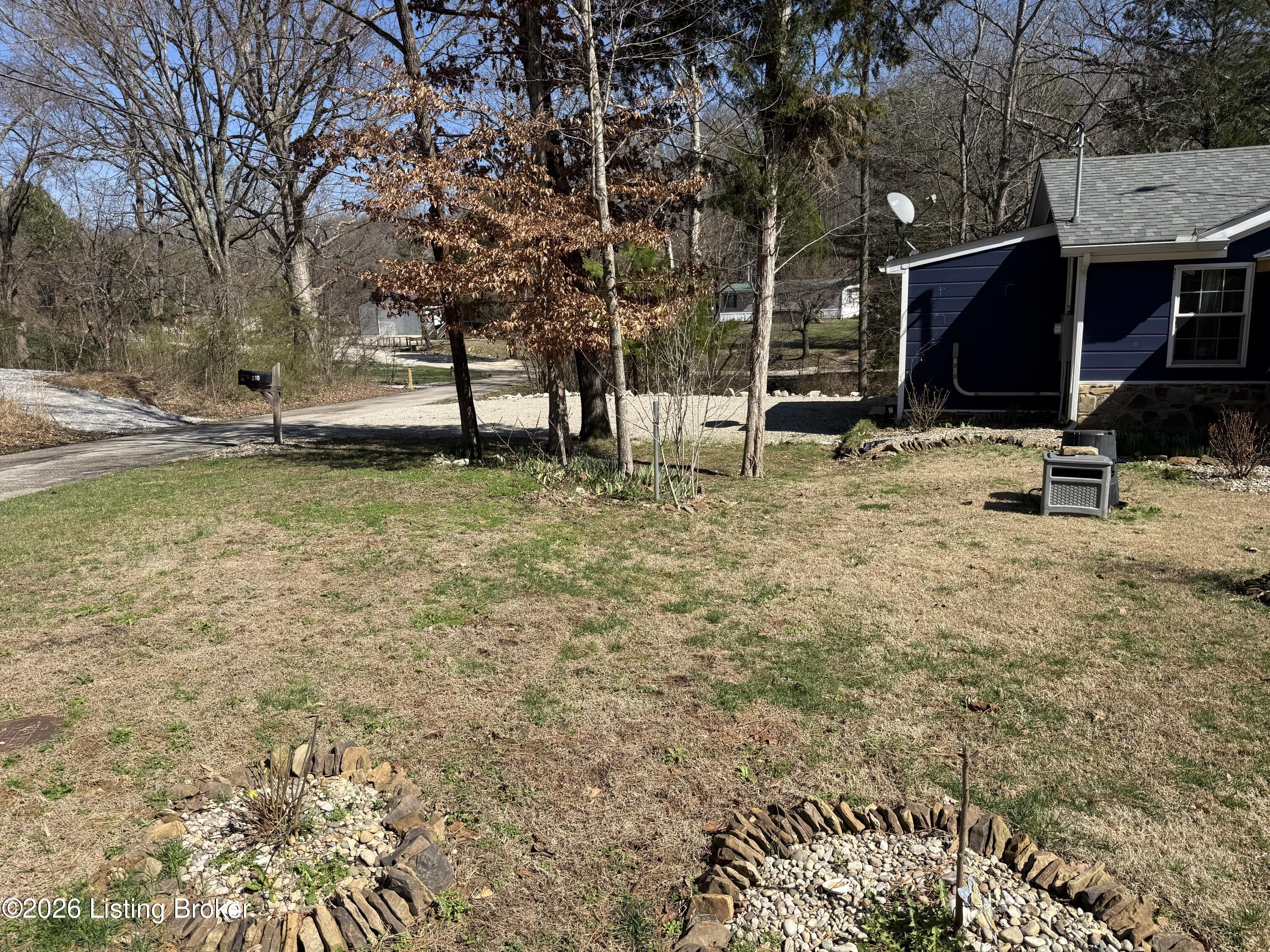 310 Drowsy Rd Property Photo 27