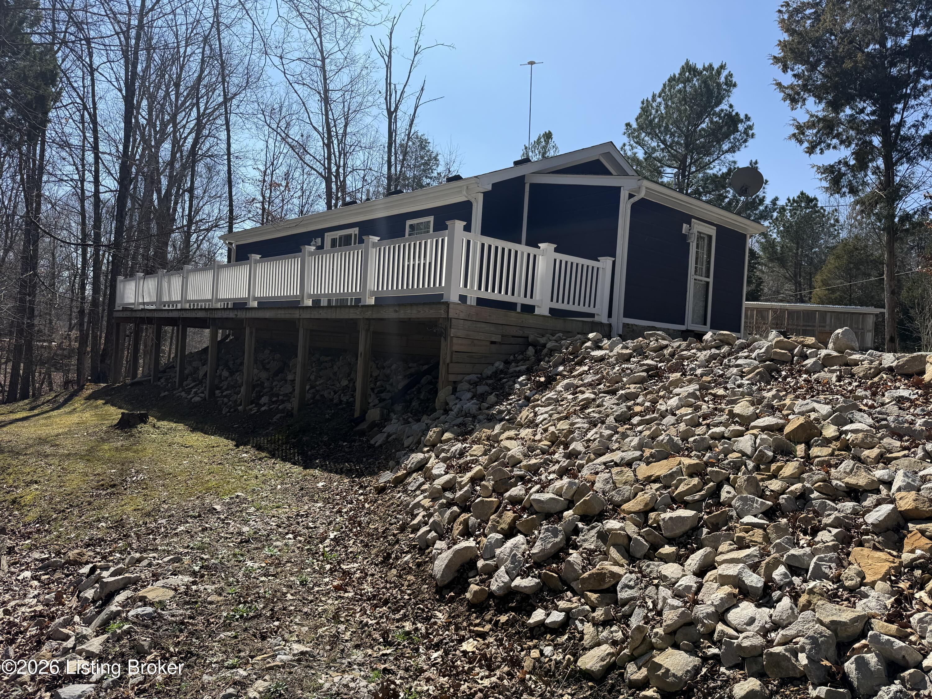 310 Drowsy Rd Property Photo 28
