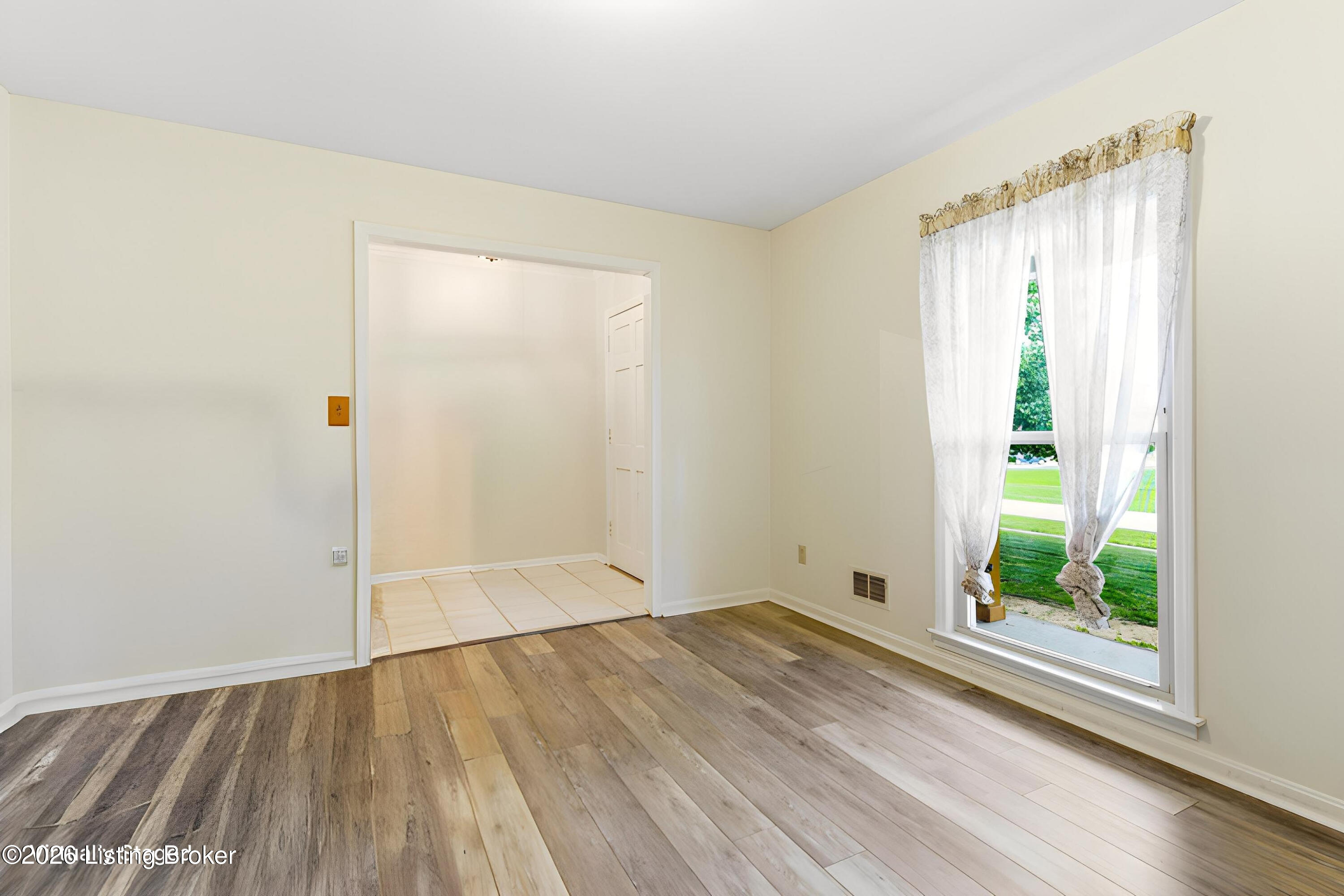 125 Bluegrass Way Property Photo 5