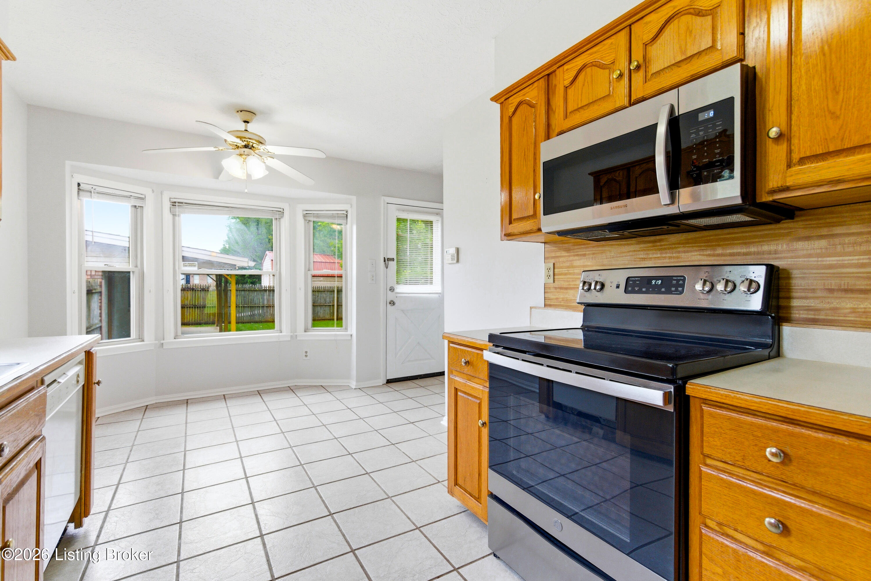 125 Bluegrass Way Property Photo 10
