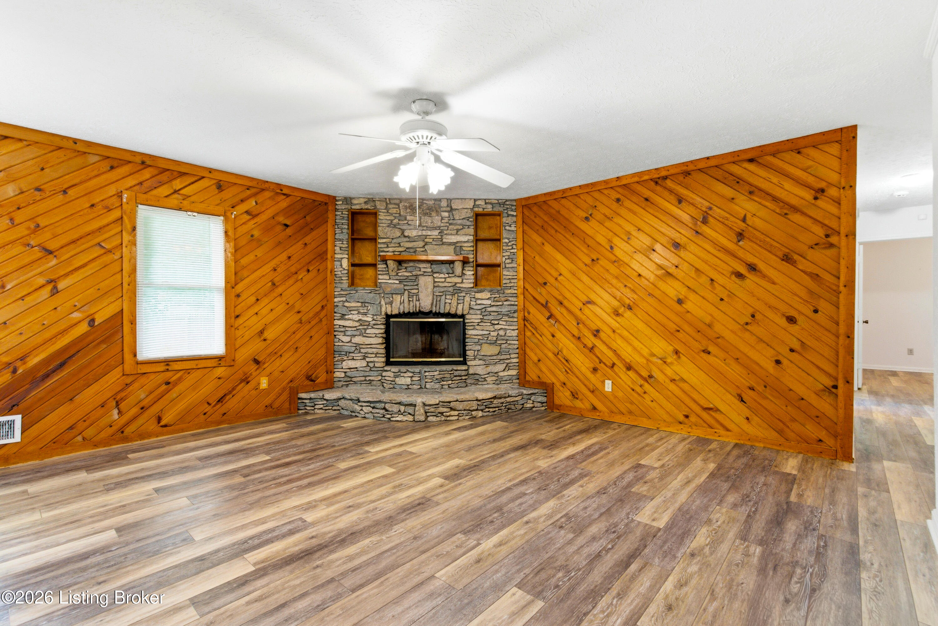 125 Bluegrass Way Property Photo 14