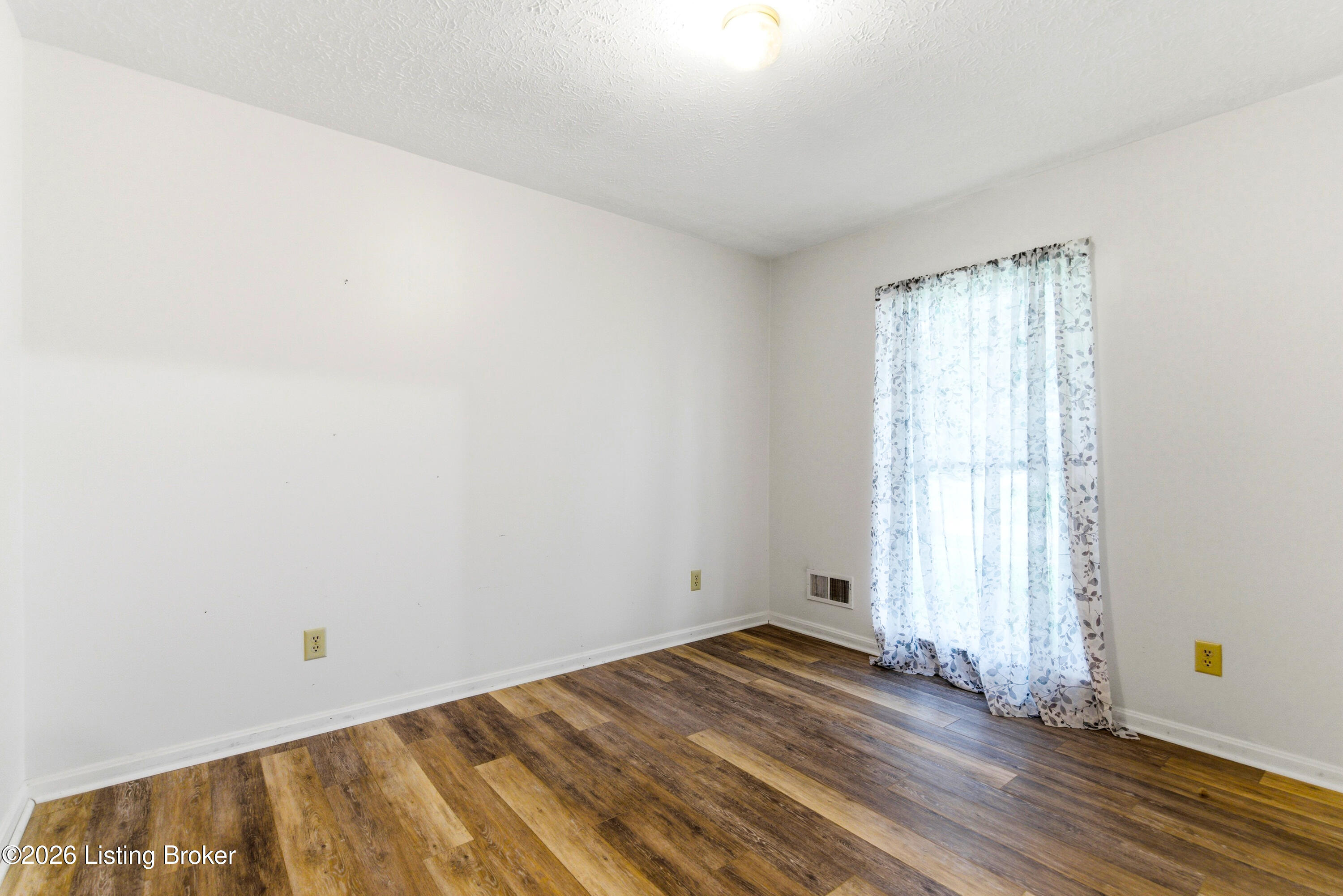 125 Bluegrass Way Property Photo 22