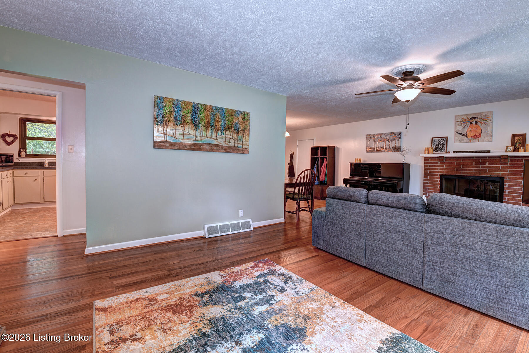 1200 Meadowridge Trail Property Photo 3