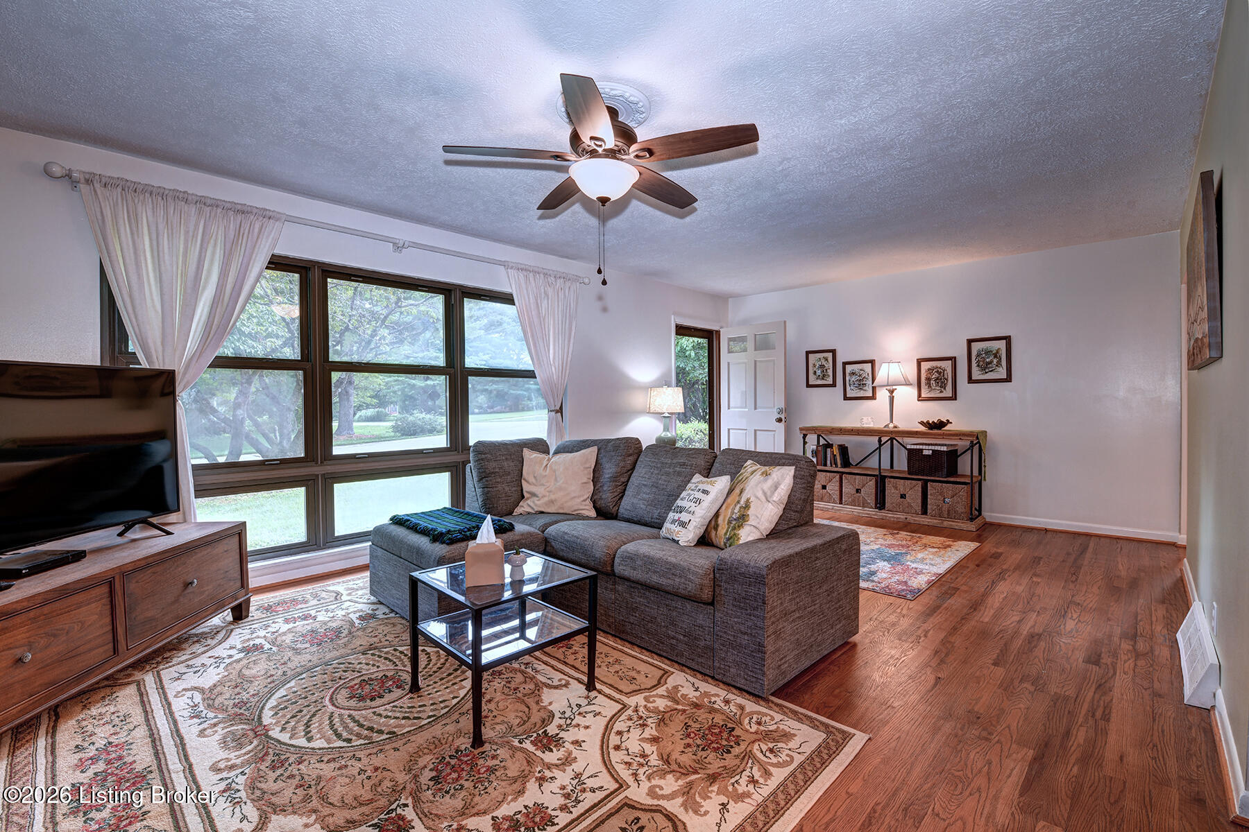 1200 Meadowridge Trail Property Photo 6