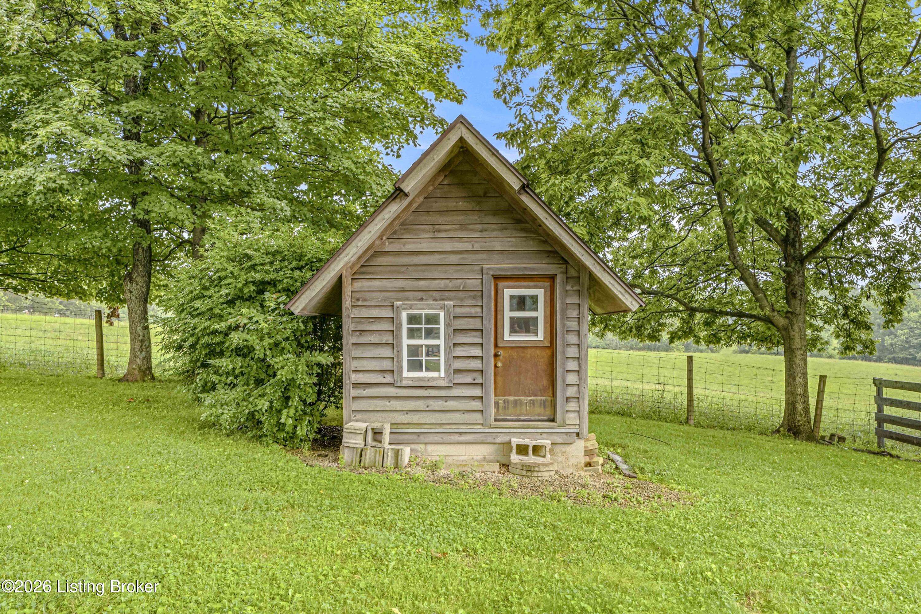 574 Hinkle Ln Property Photo 45