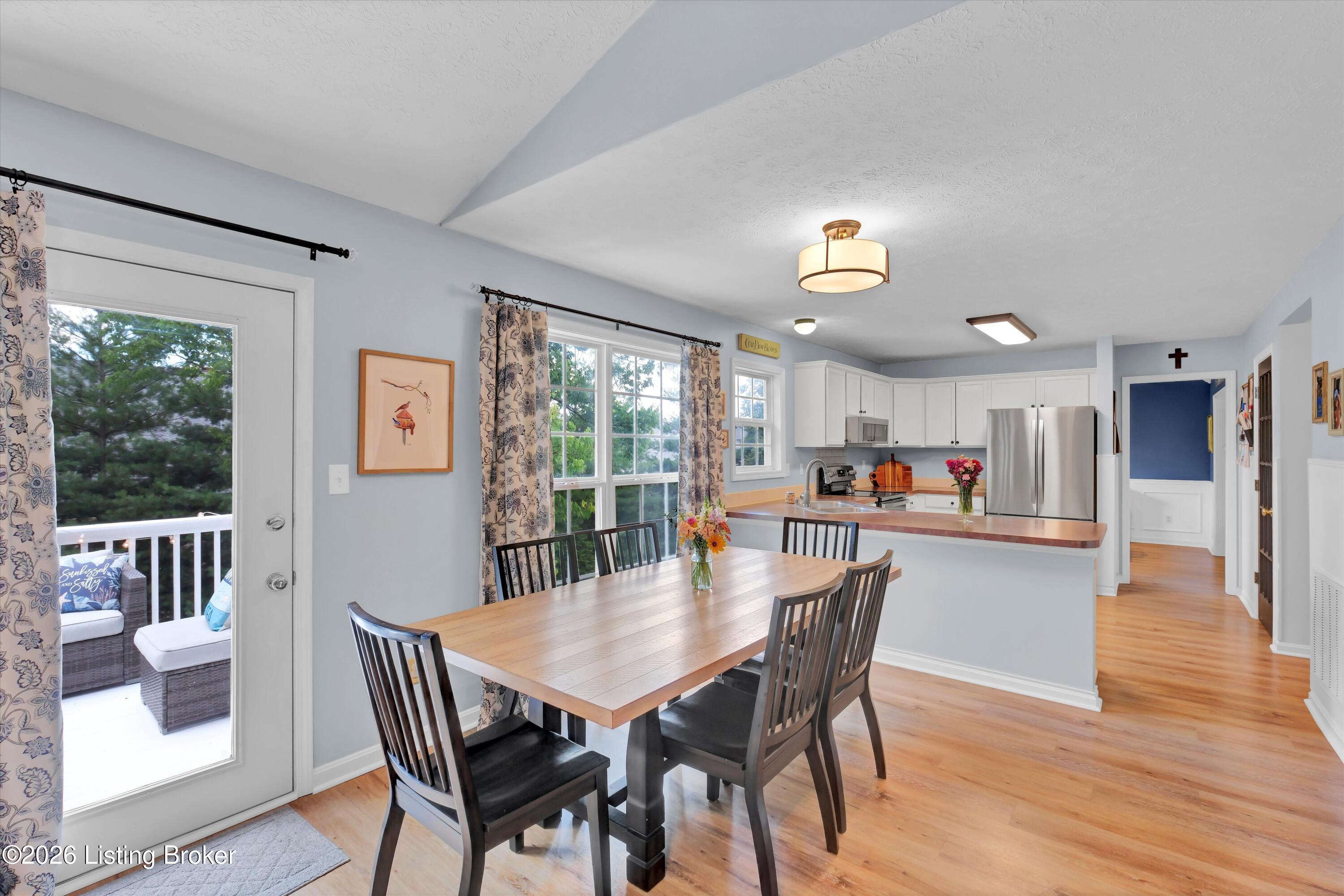 11115 Oak Bend Ct Property Photo 12