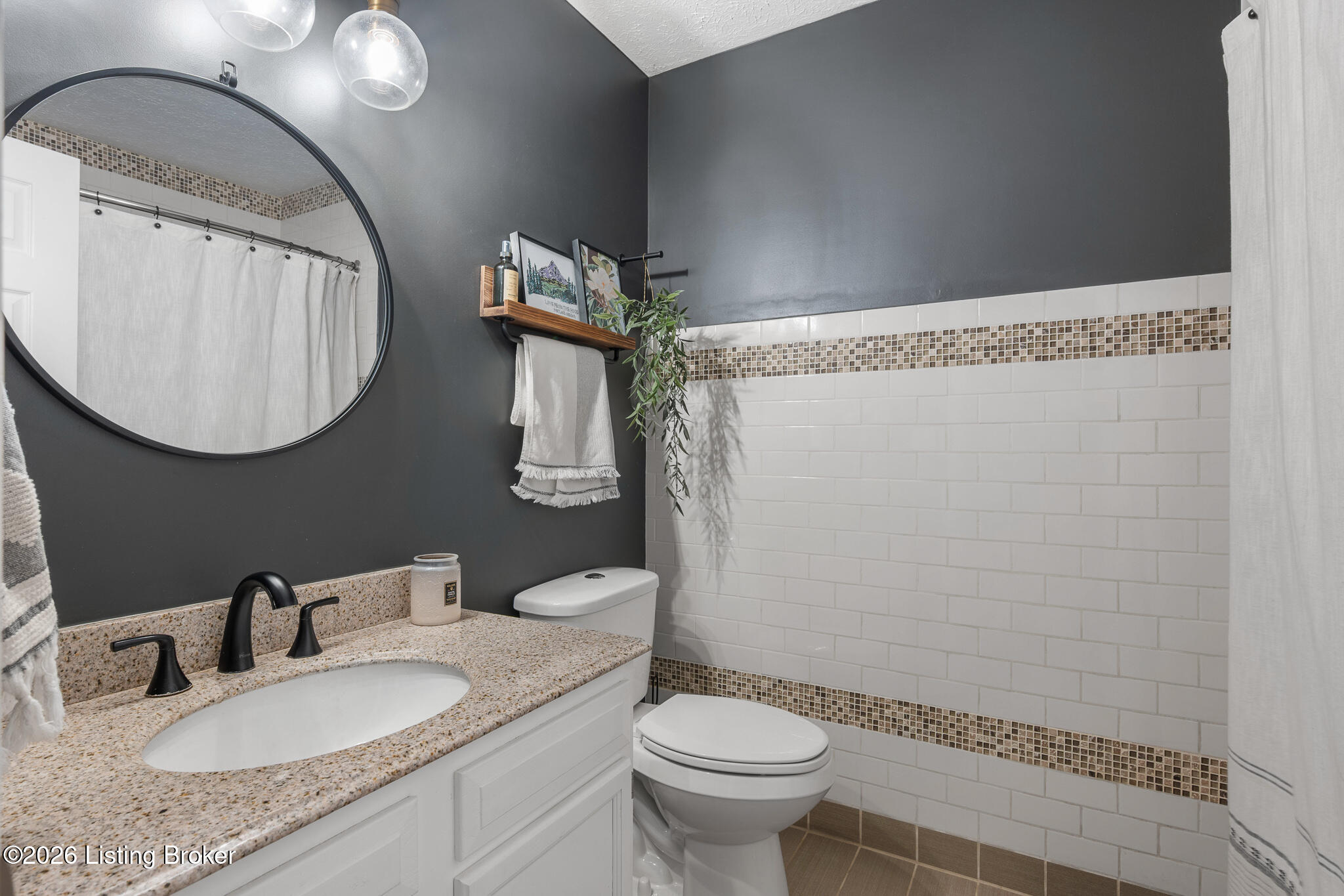 4302 Holly Tree Dr Property Photo 21