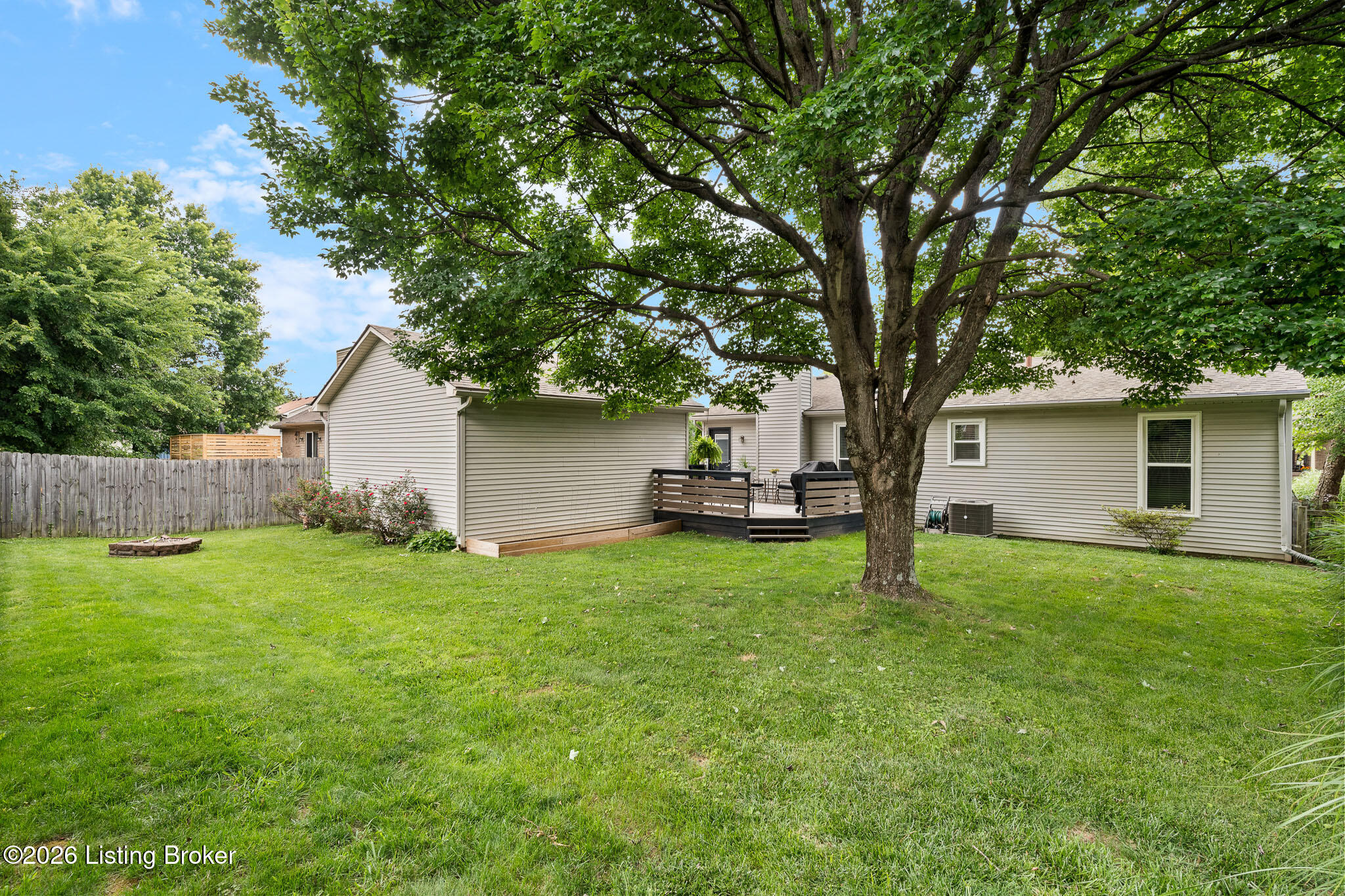 4302 Holly Tree Dr Property Photo 36