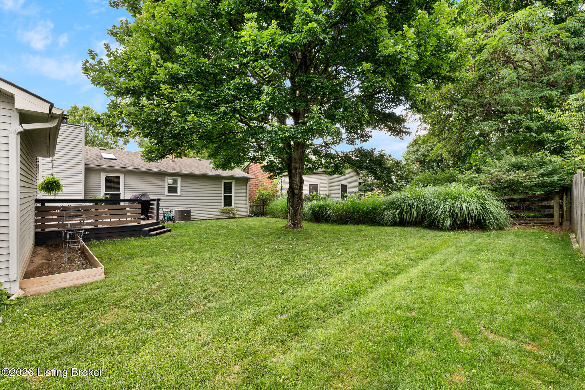 4302 Holly Tree Dr Property Photo 37