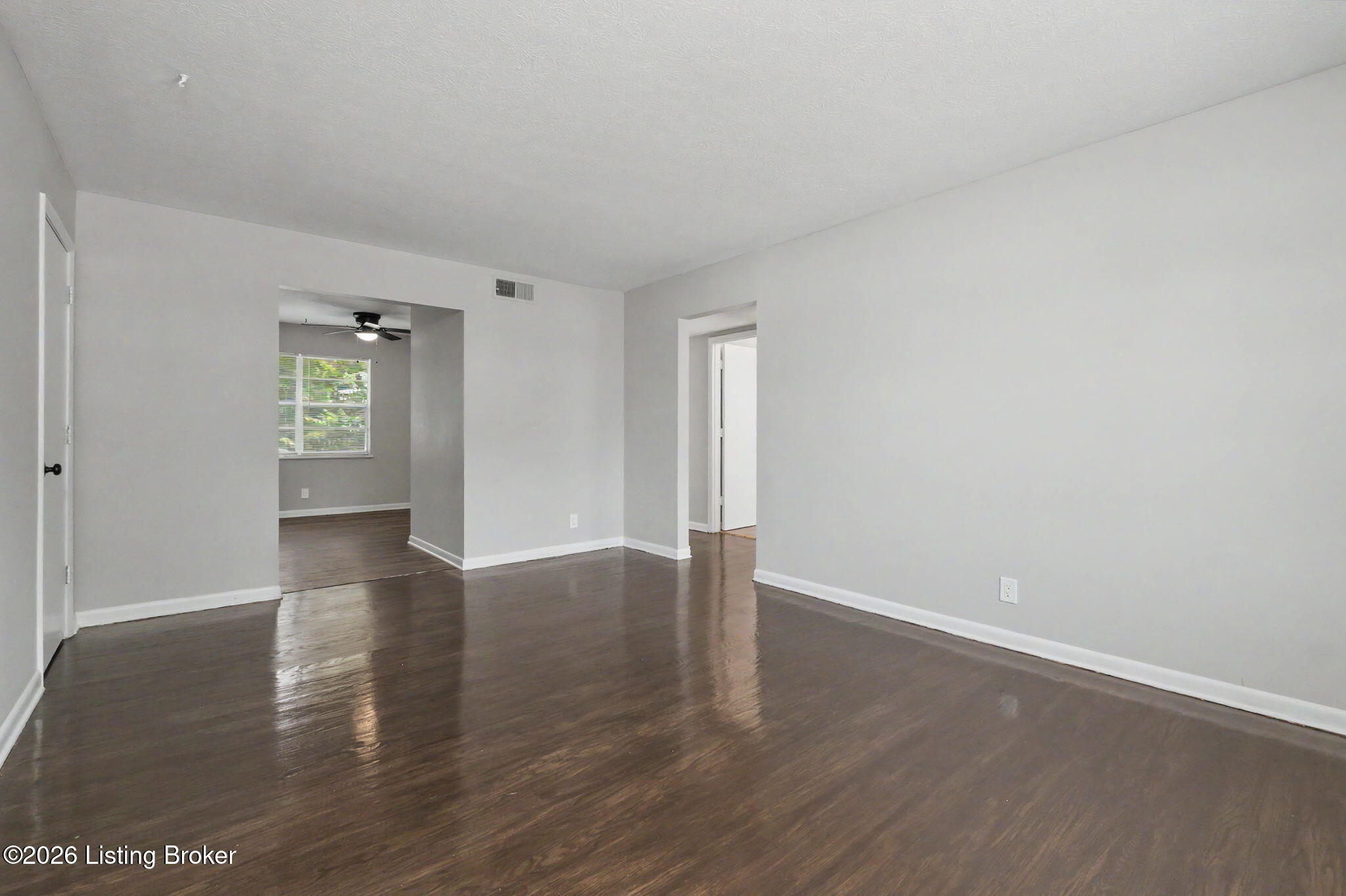 2632 Lindsay Ave C4 Property Photo 5