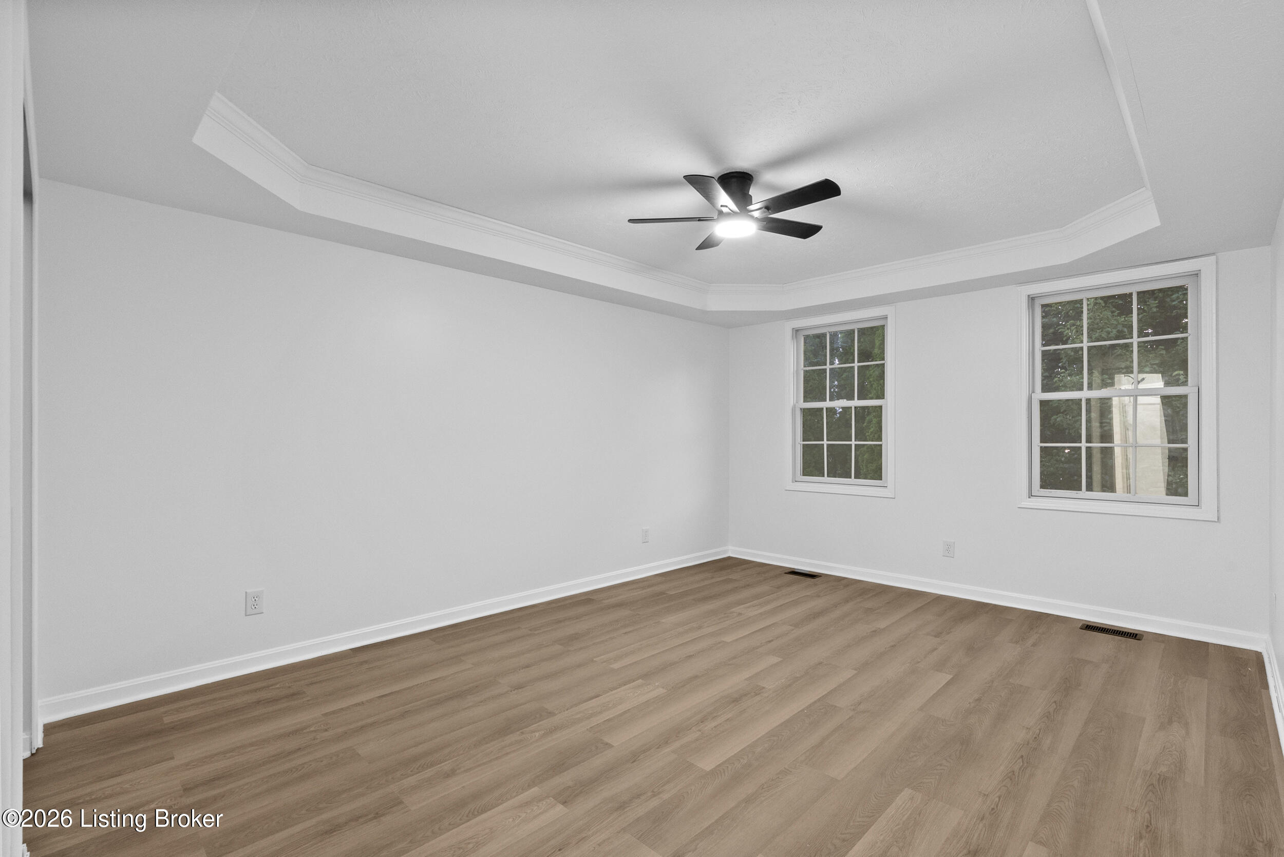 243 Grand Central Dr Property Photo 16