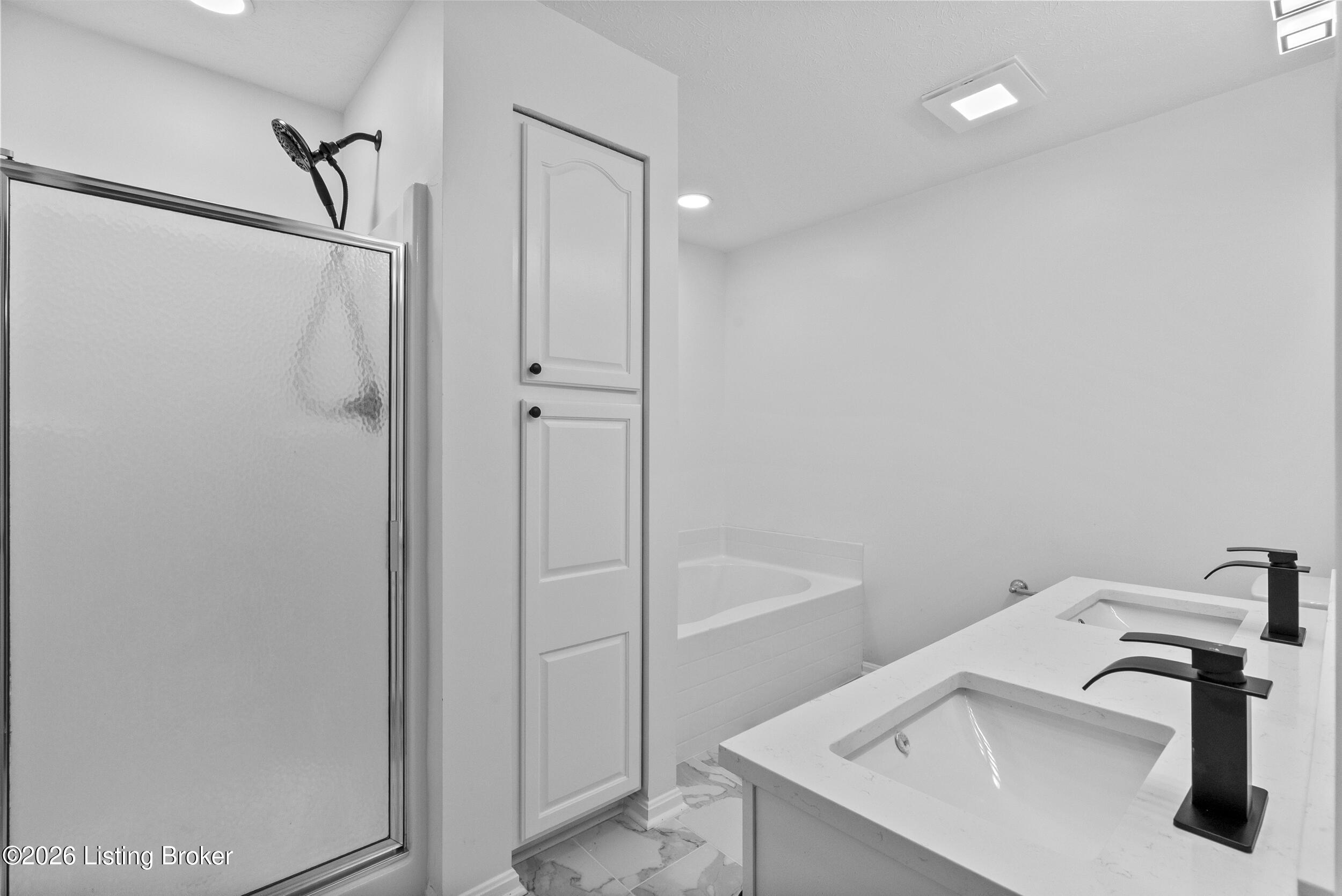 243 Grand Central Dr Property Photo 19