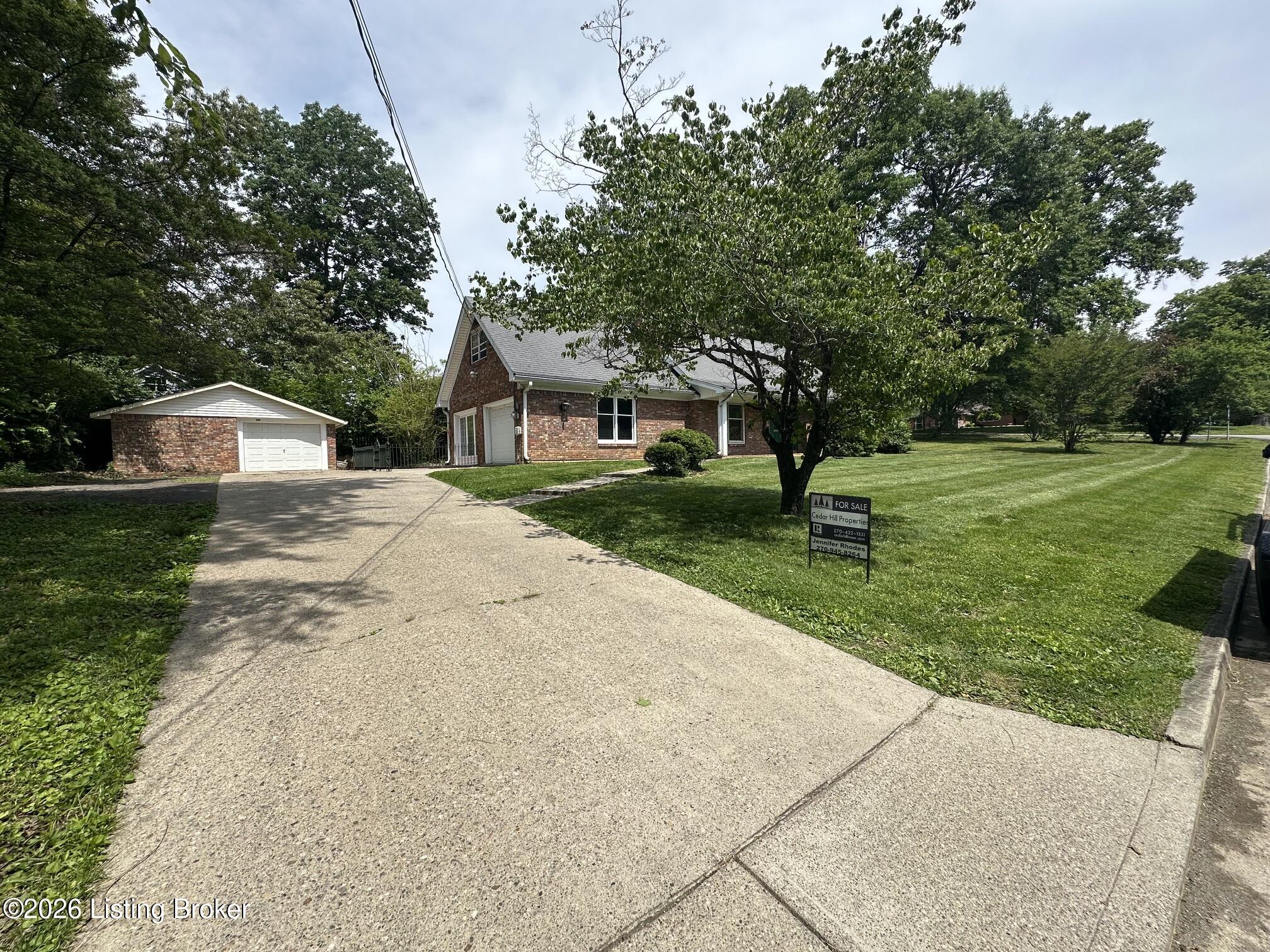 634 Cherry Wood Dr Property Photo 2