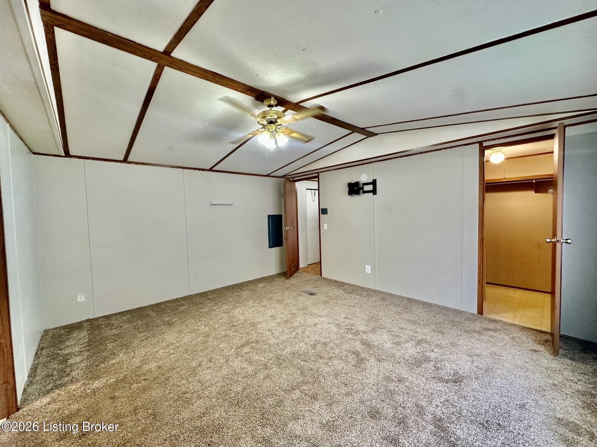 50 Johnnie Pack Rd Property Photo 16