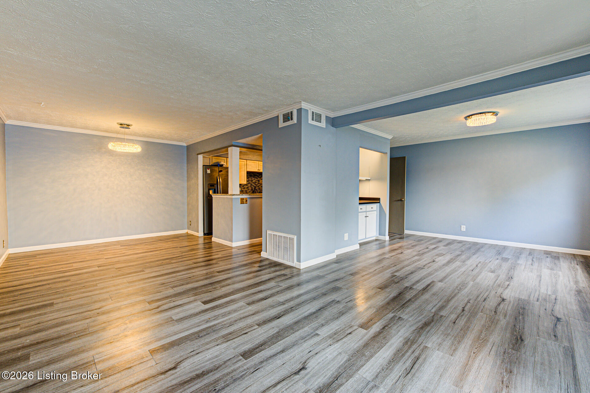 7074 Wildwood Cir Apt 162 Property Photo 5