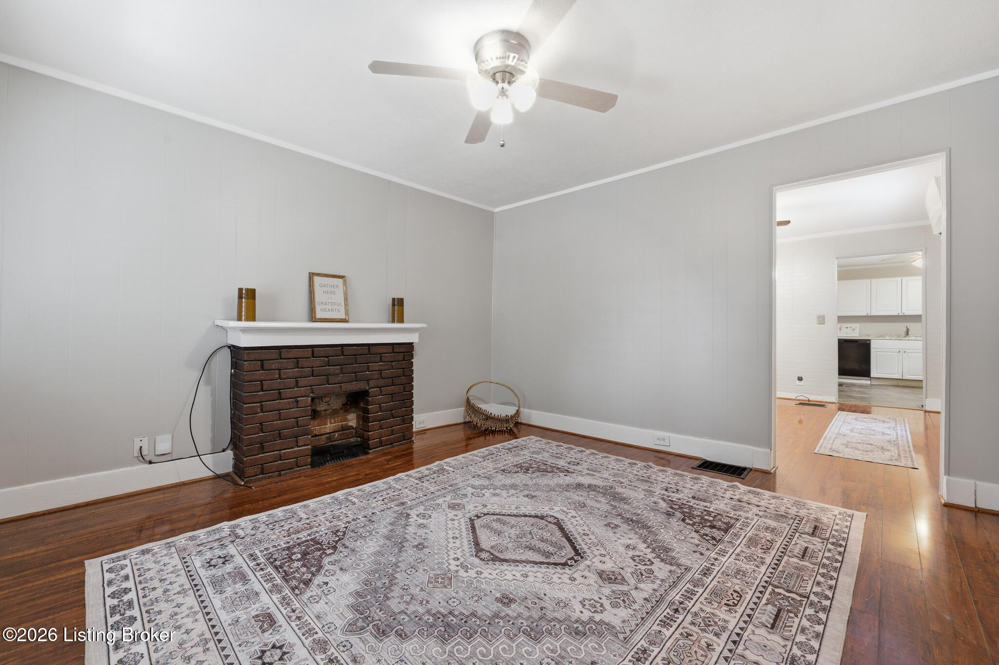2119 Bradley Ave Property Photo 4