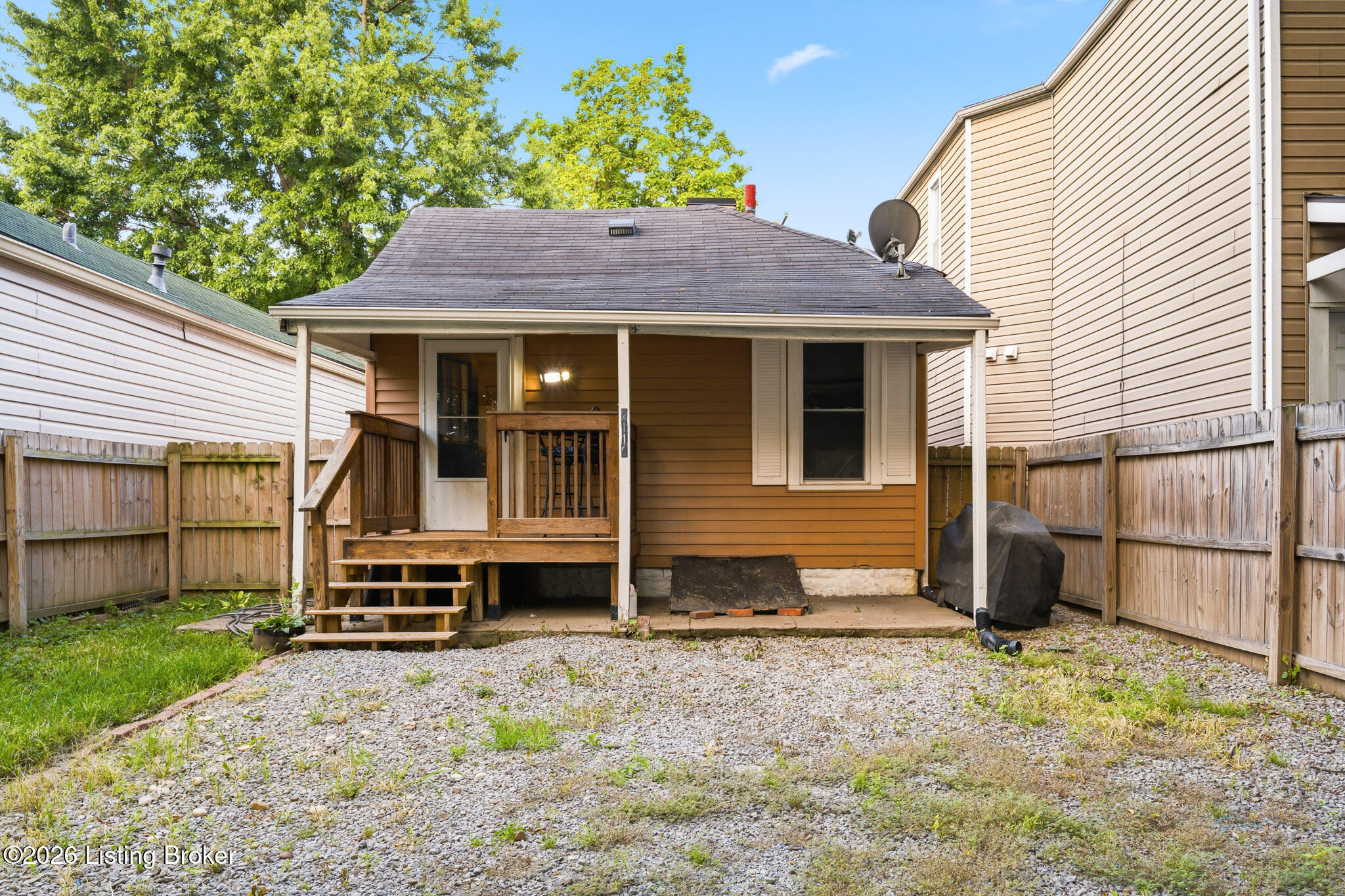 2119 Bradley Ave Property Photo 24