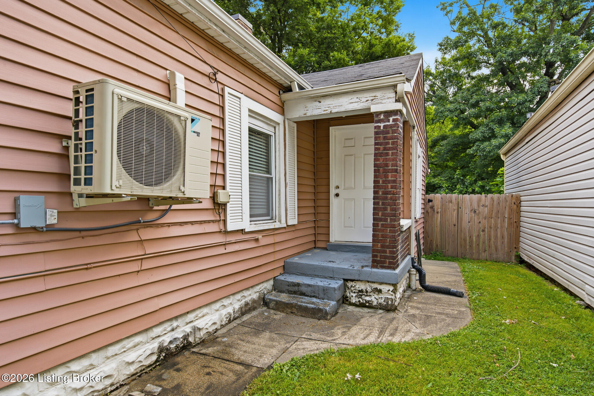 2119 Bradley Ave Property Photo 28