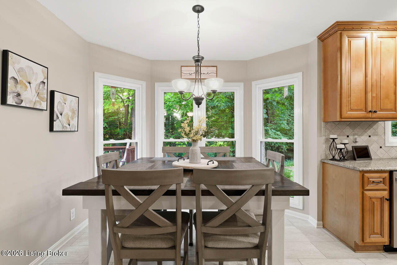 1410 Autumn Ridge Rd Property Photo 20