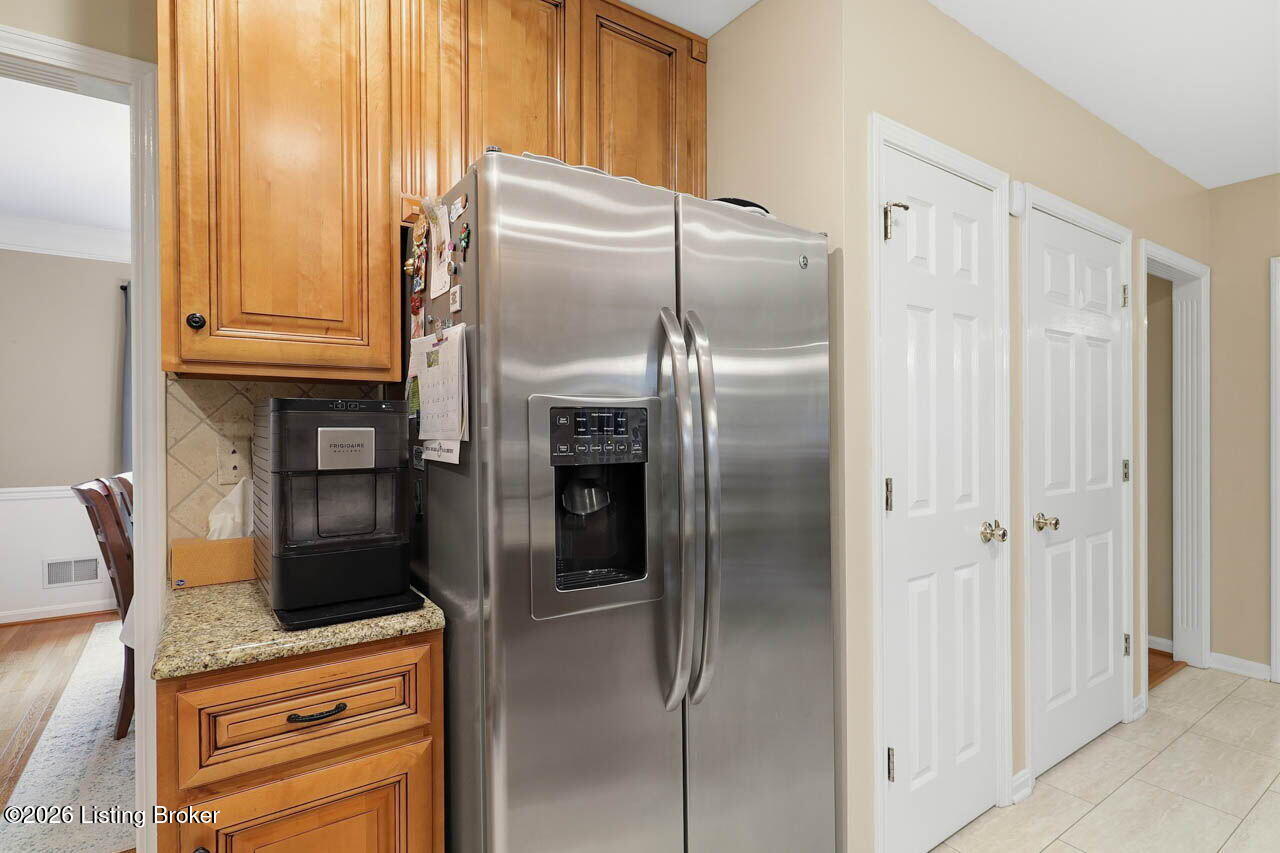 1410 Autumn Ridge Rd Property Photo 25