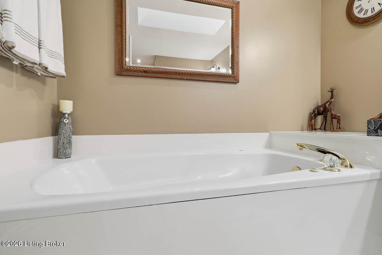 1410 Autumn Ridge Rd Property Photo 36