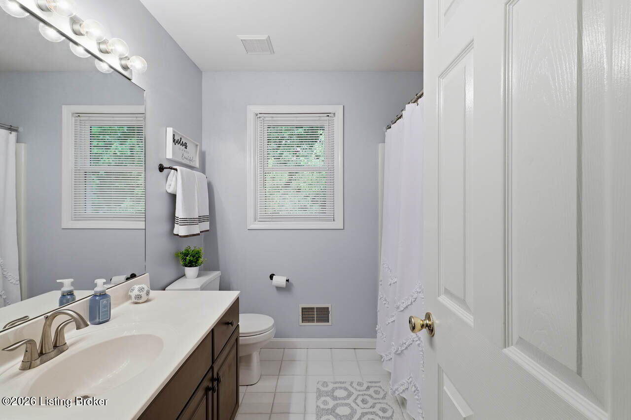 1410 Autumn Ridge Rd Property Photo 45