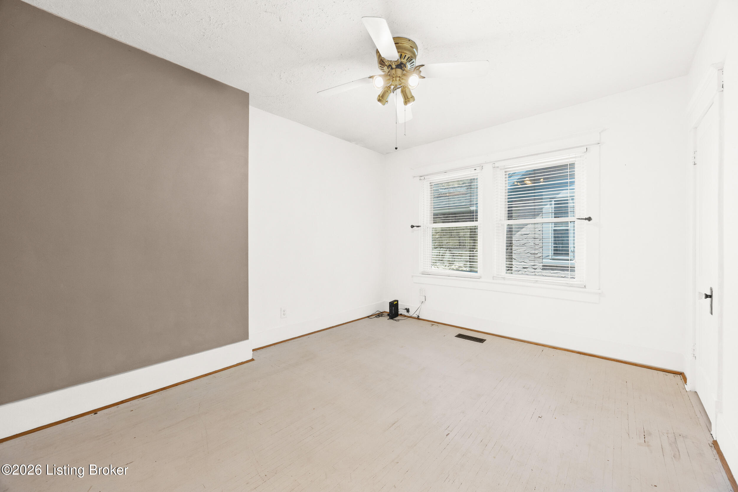 840 Melford Ave Property Photo 16