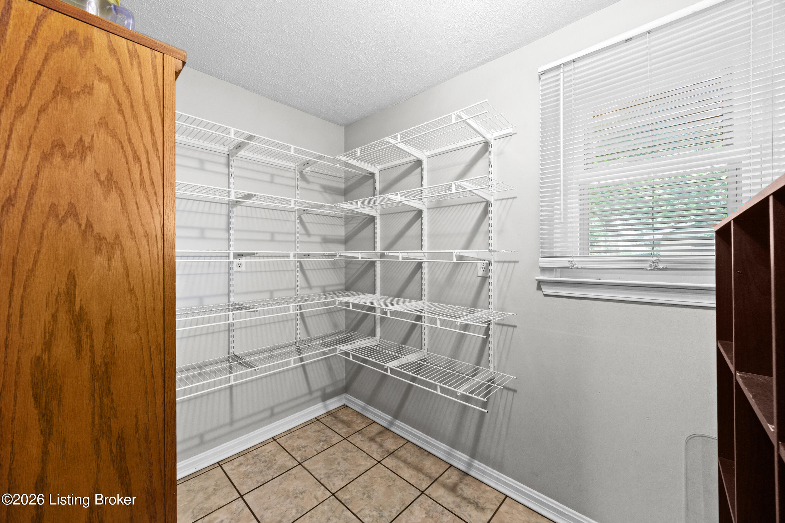 840 Melford Ave Property Photo 22