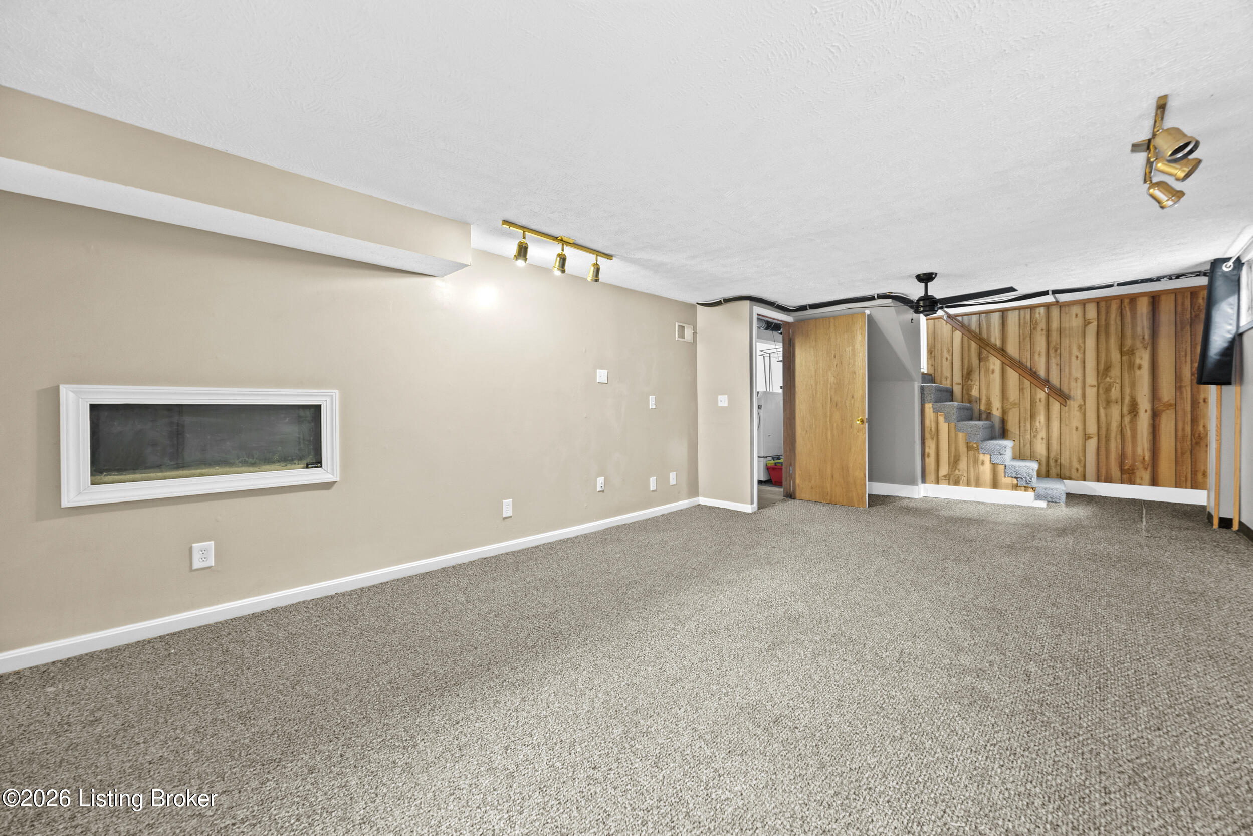 840 Melford Ave Property Photo 33