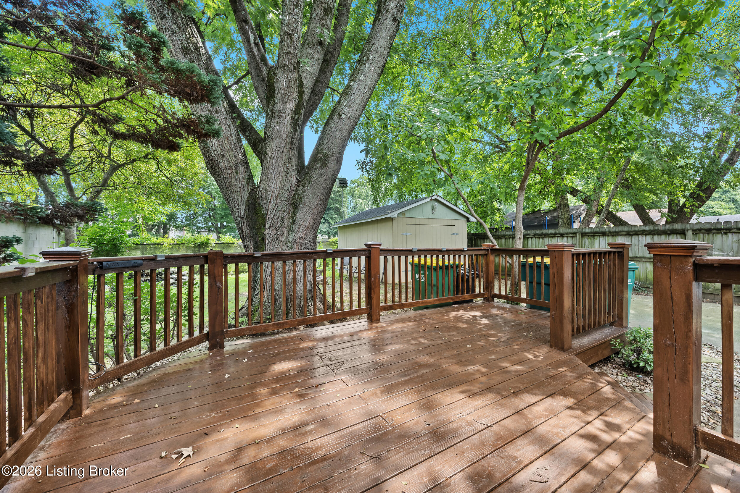 840 Melford Ave Property Photo 44