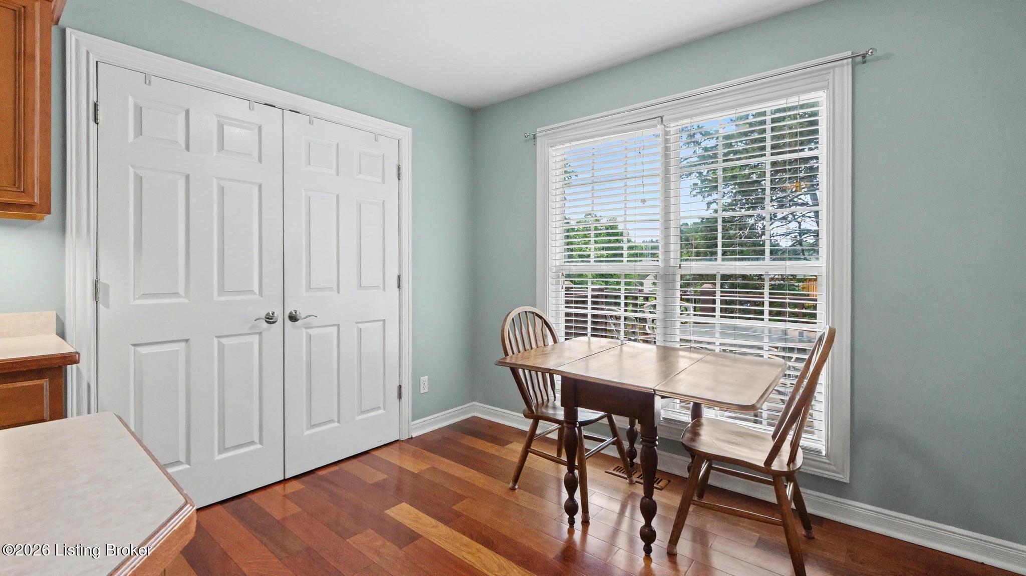 7110 Apple Orchard Ln Property Photo 7