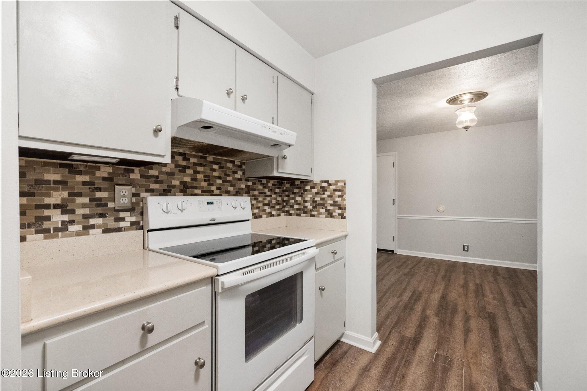 2214 Sherwood Ave Apt 8 Property Photo 6