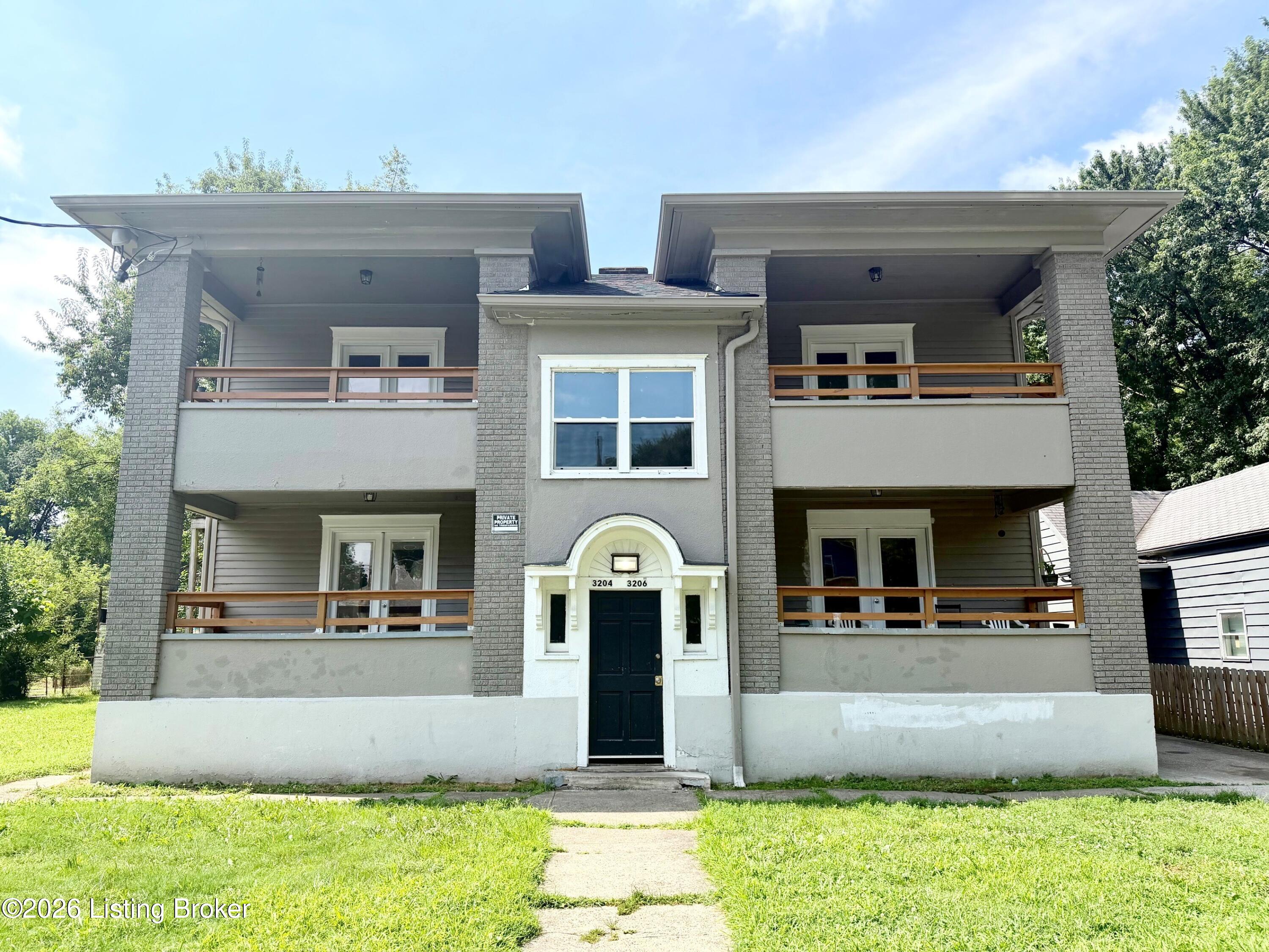 3204 W Kentucky St 2 Property Photo 1