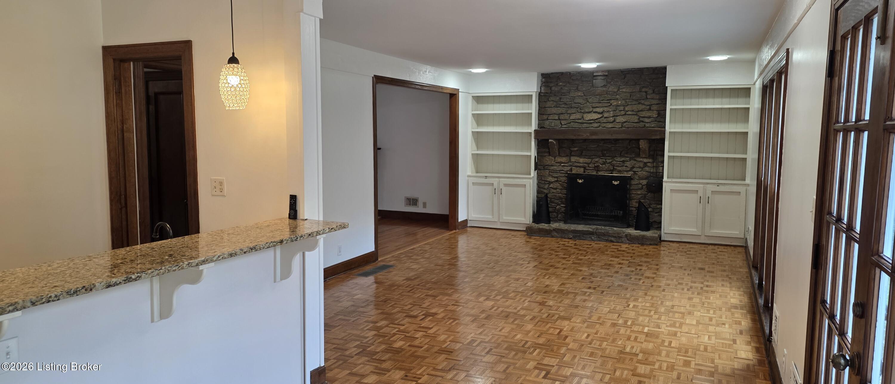 7246 Heatherly Square Property Photo 13