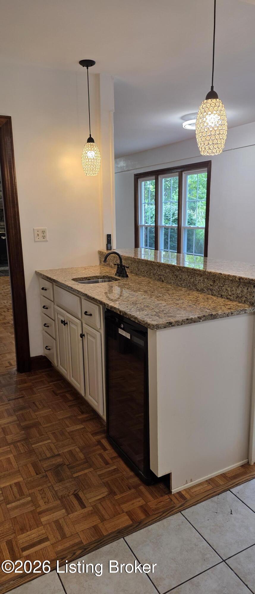 7246 Heatherly Square Property Photo 14