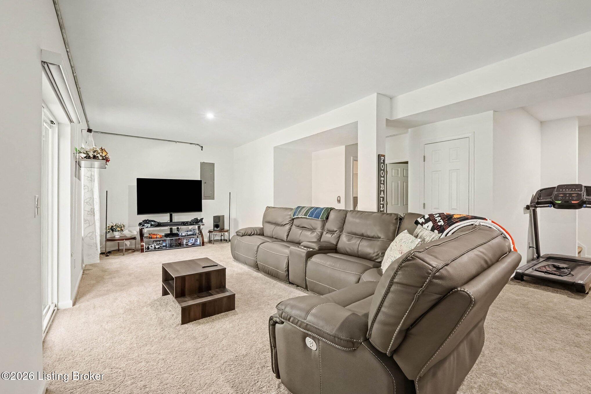 1111 Johnson Ridge Rd Property Photo 20