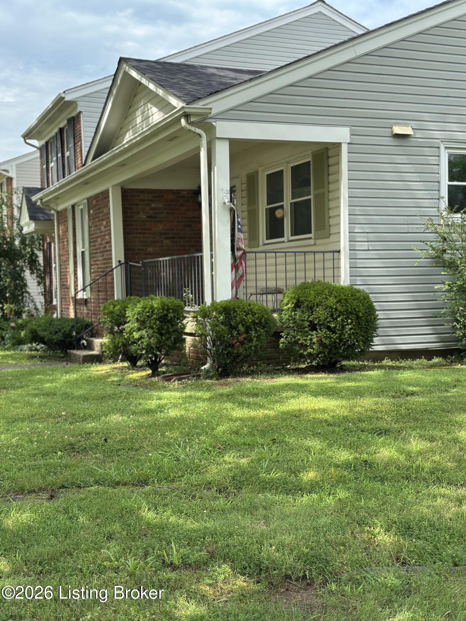2707 Langdon Dr Property Photo 2