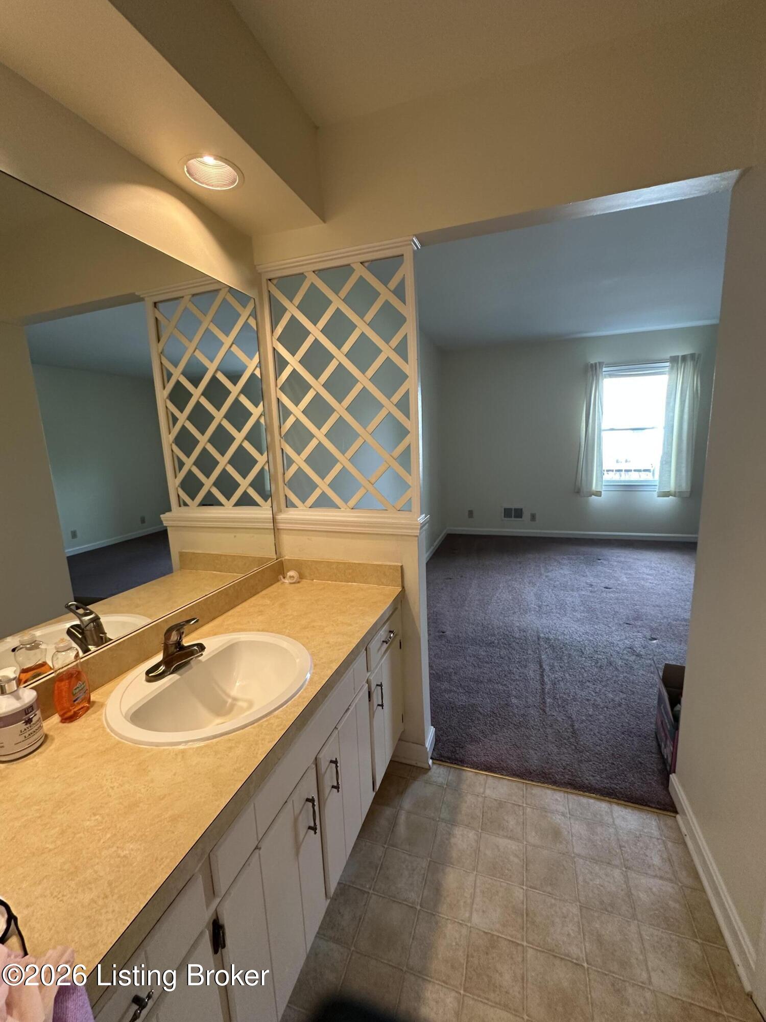2707 Langdon Dr Property Photo 28
