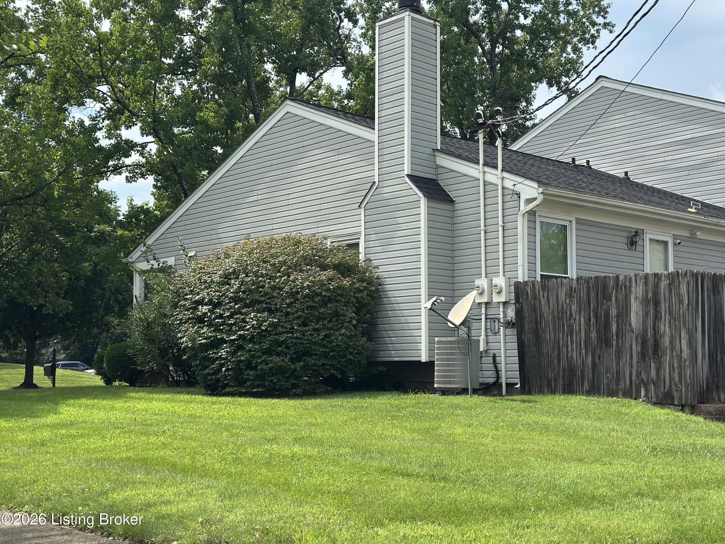 2707 Langdon Dr Property Photo 37