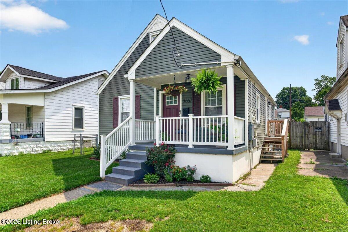 3667 Woodruff Ave Property Photo 1