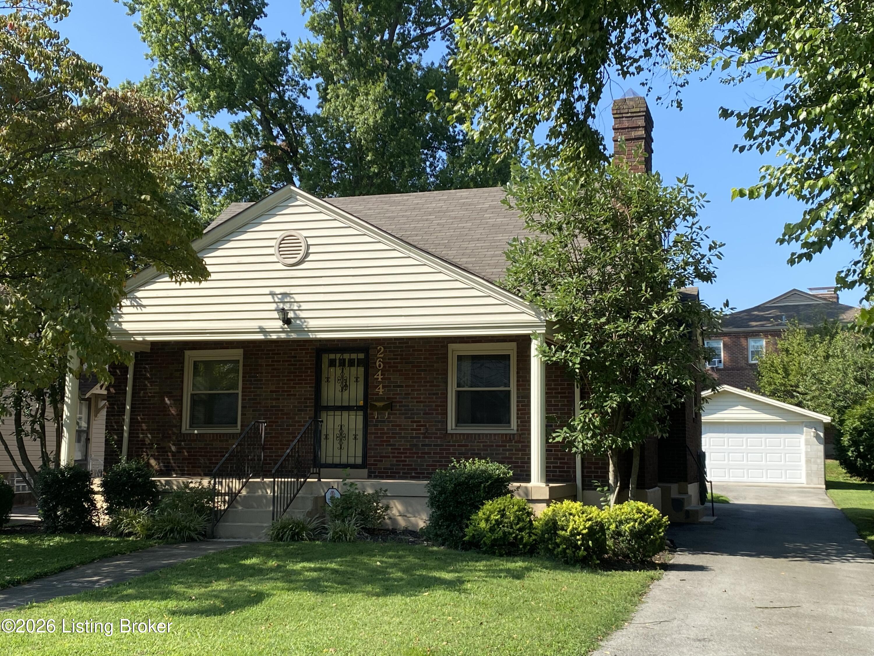 2644 Drayton Dr Property Photo 1