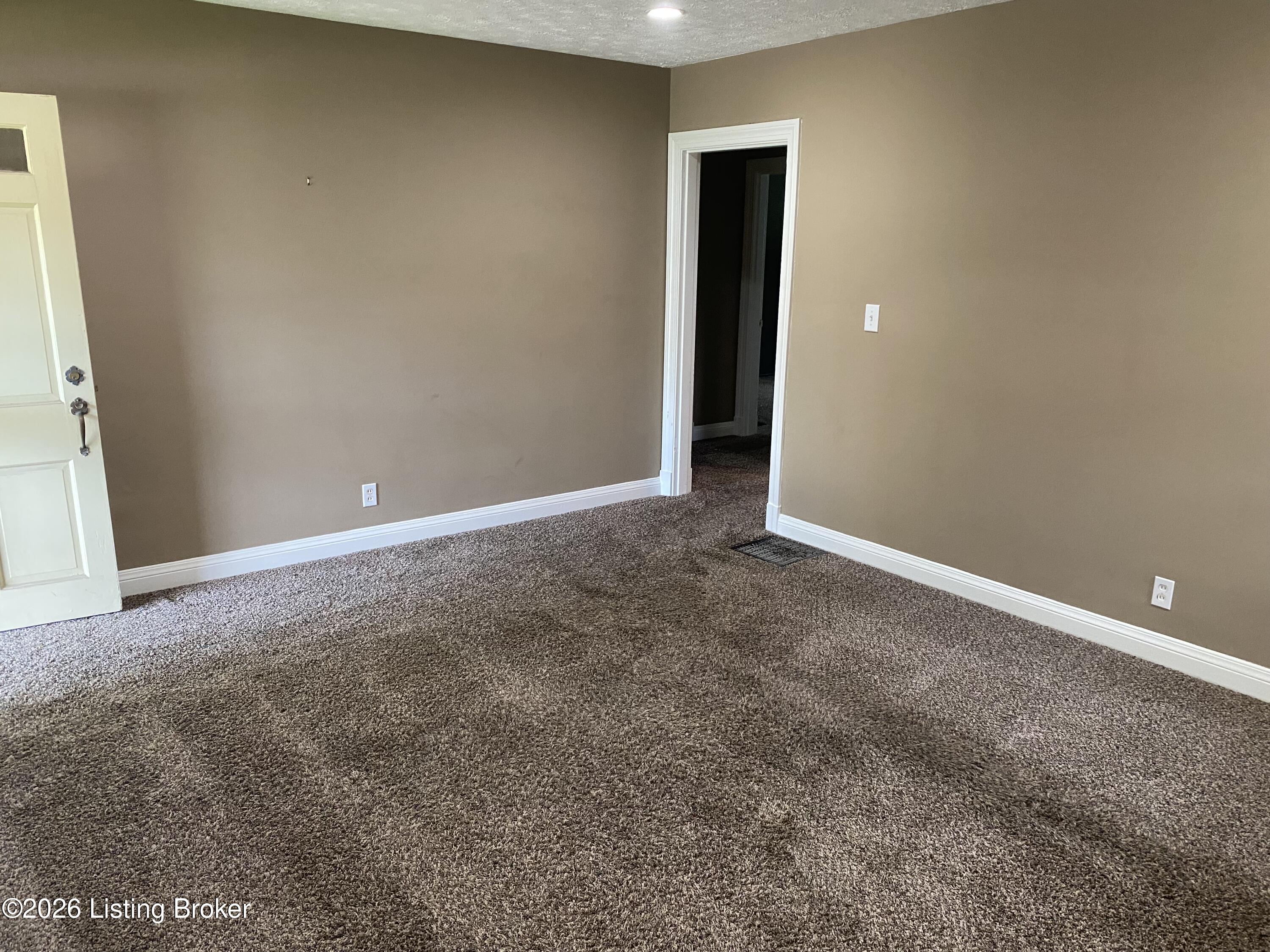 2644 Drayton Dr Property Photo 20