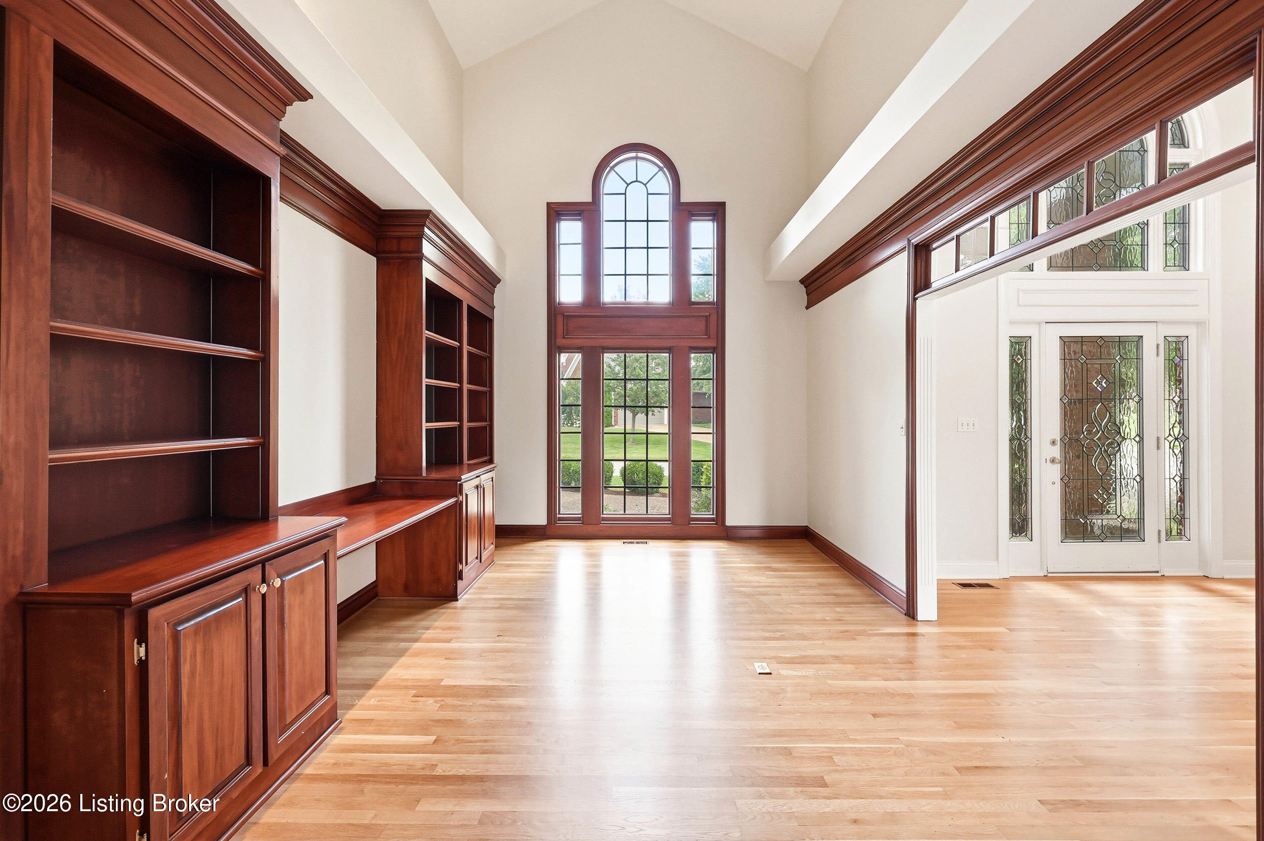 205 Sycamore Hills Ct Property Photo 11