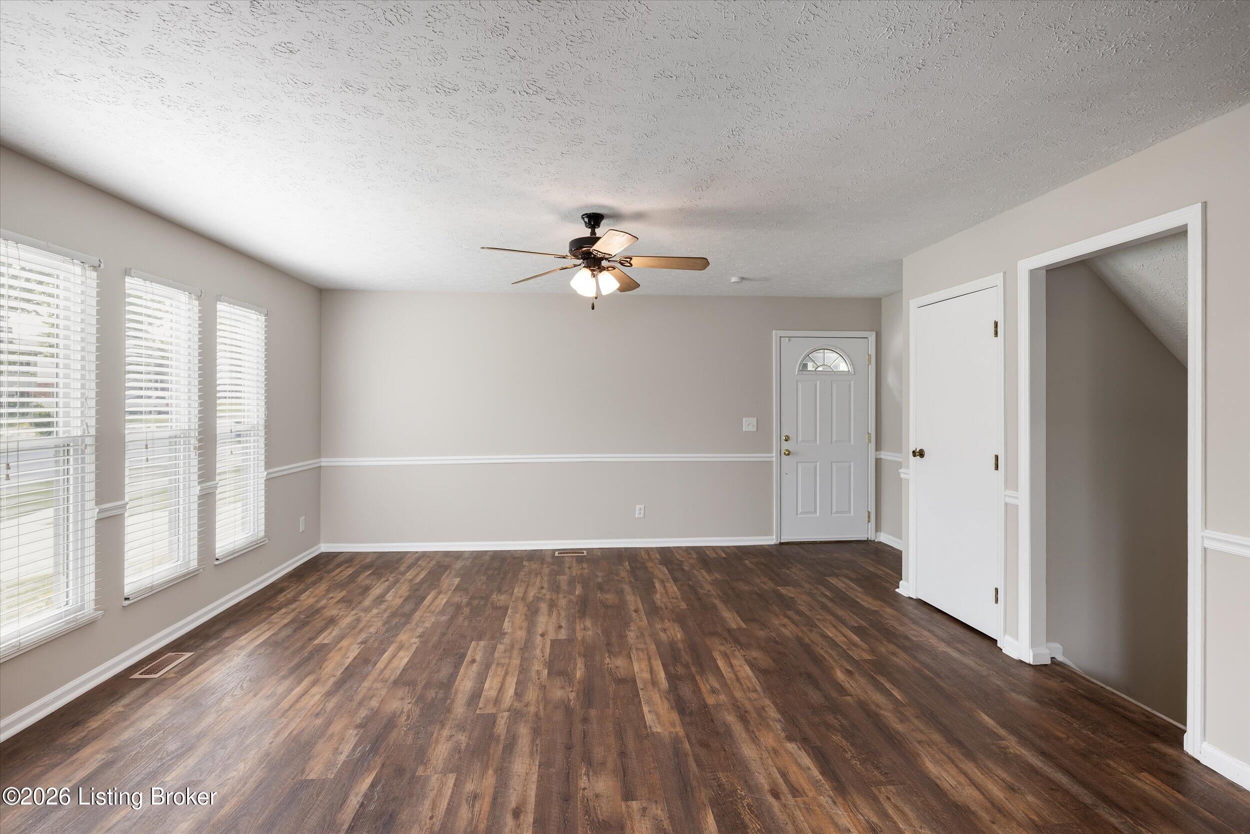 7322 Sideoats Dr Property Photo 5