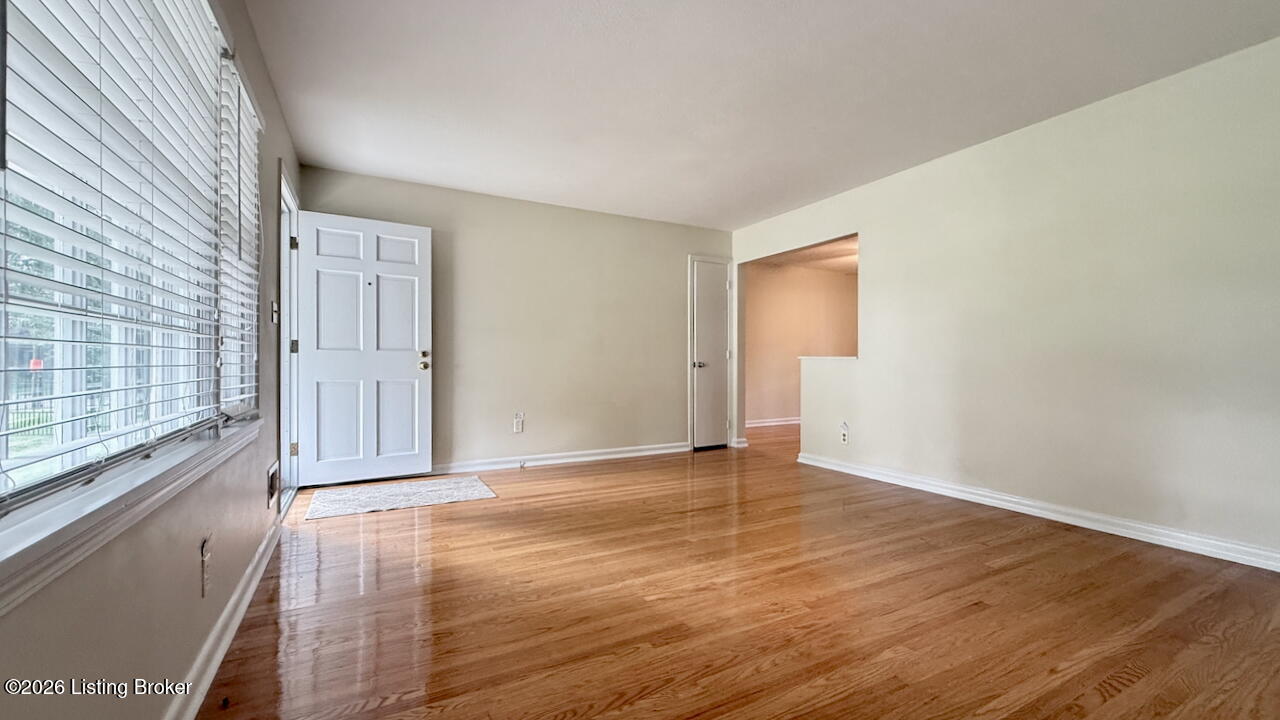 3009 Ashview Terrace Property Photo 6