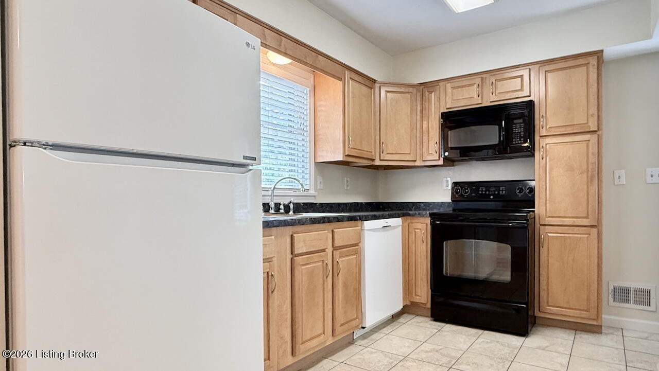 3009 Ashview Terrace Property Photo 13