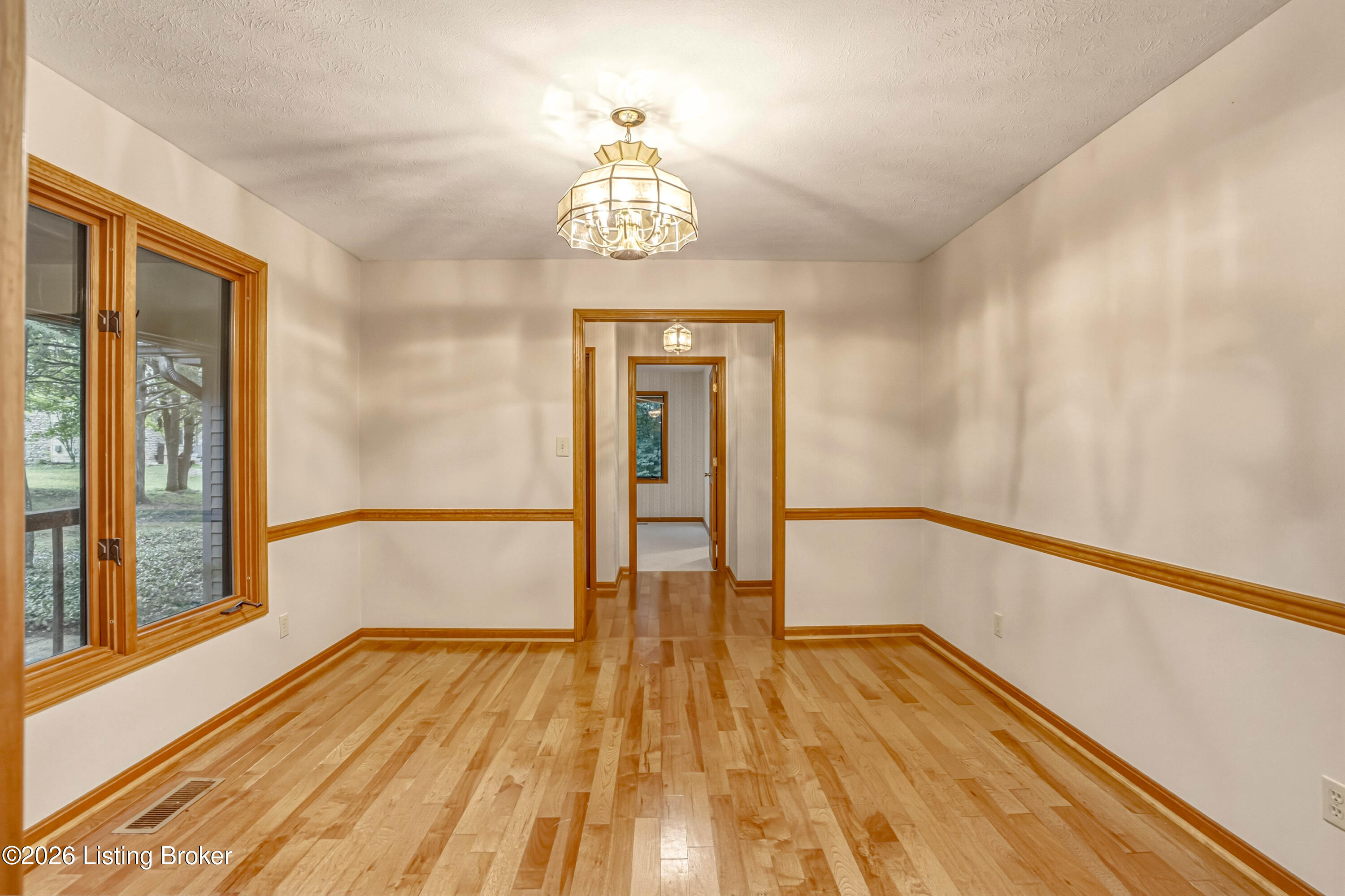 3000 Paddock Ln Property Photo 11