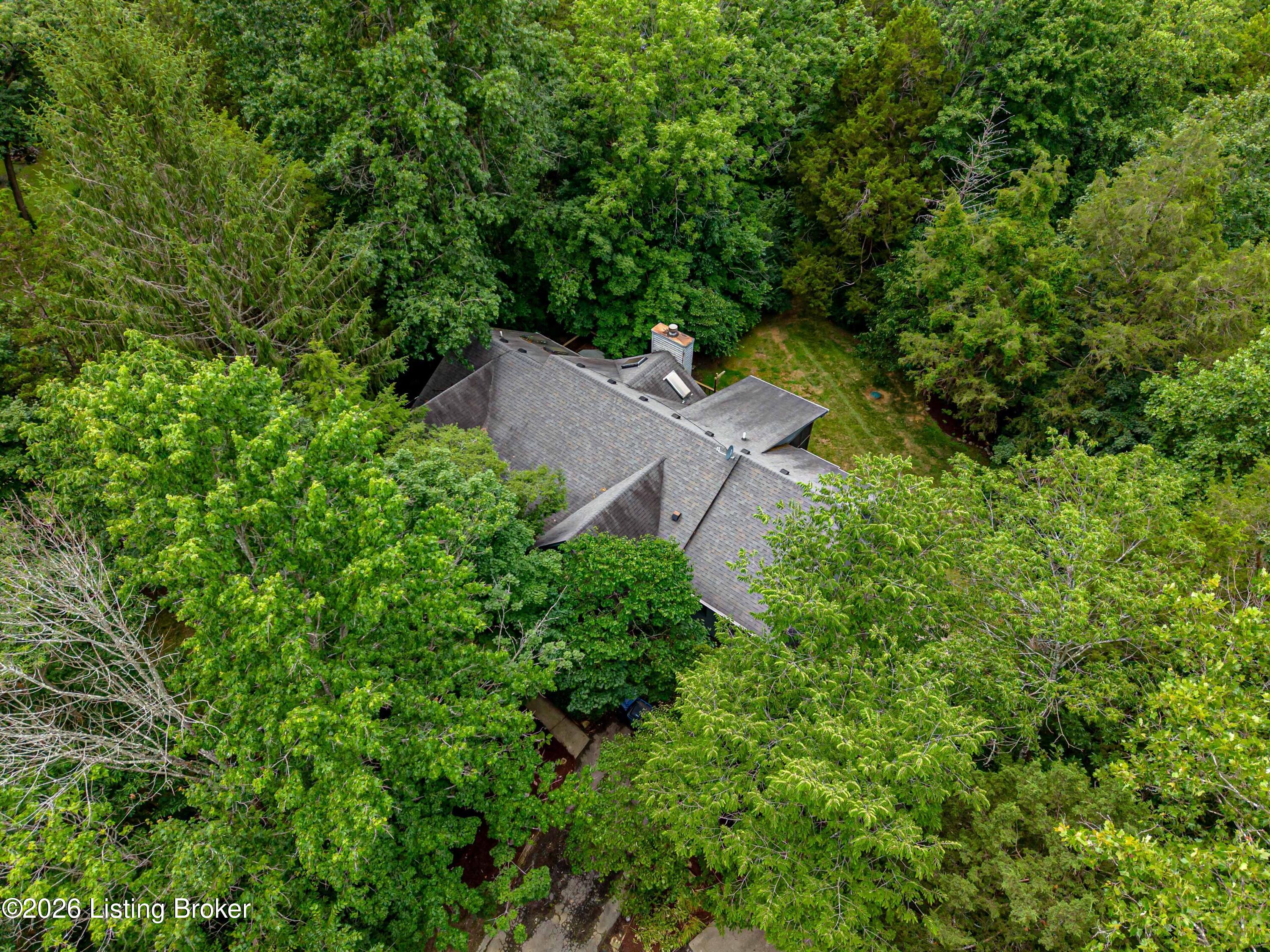 3000 Paddock Ln Property Photo 15